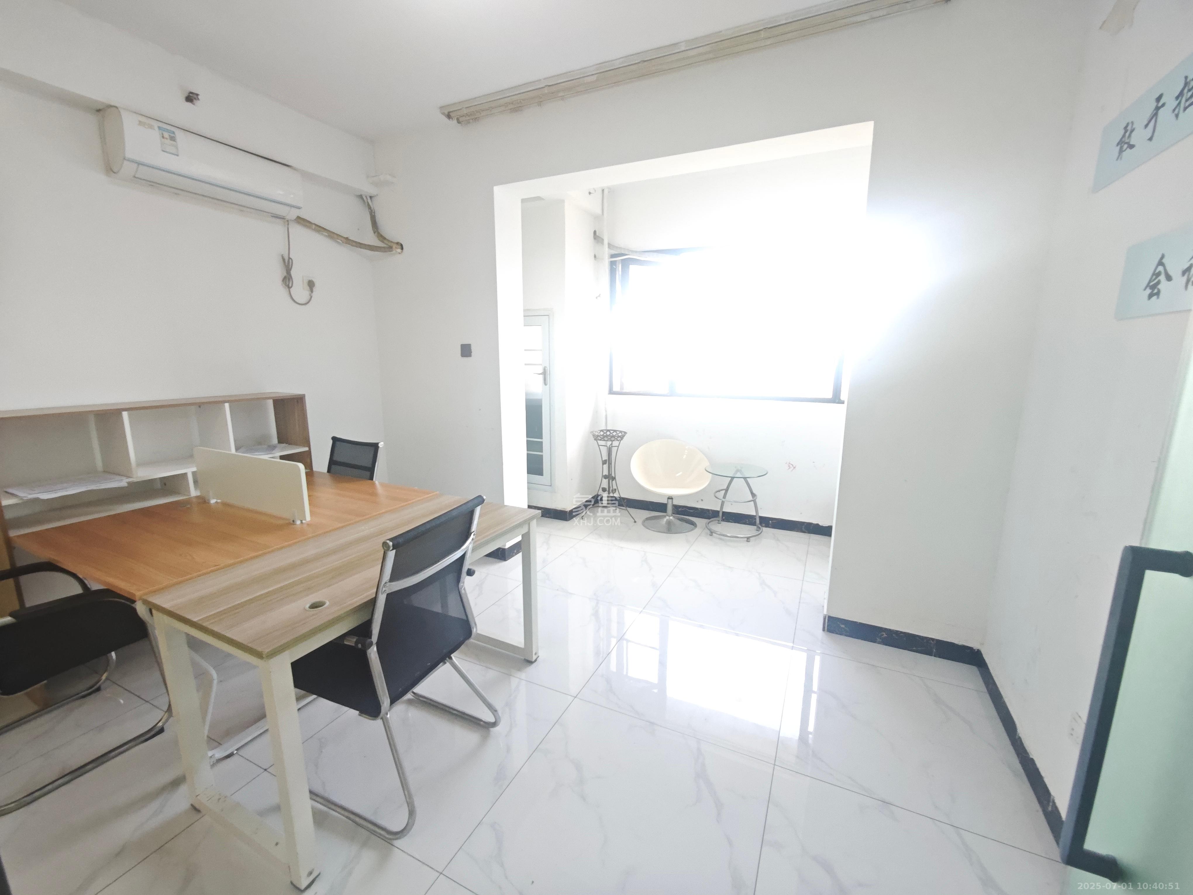 东友星座 1室1厅0卫 3800.0元/月 东友星座 1室1厅0卫 3800.0元/月室内图