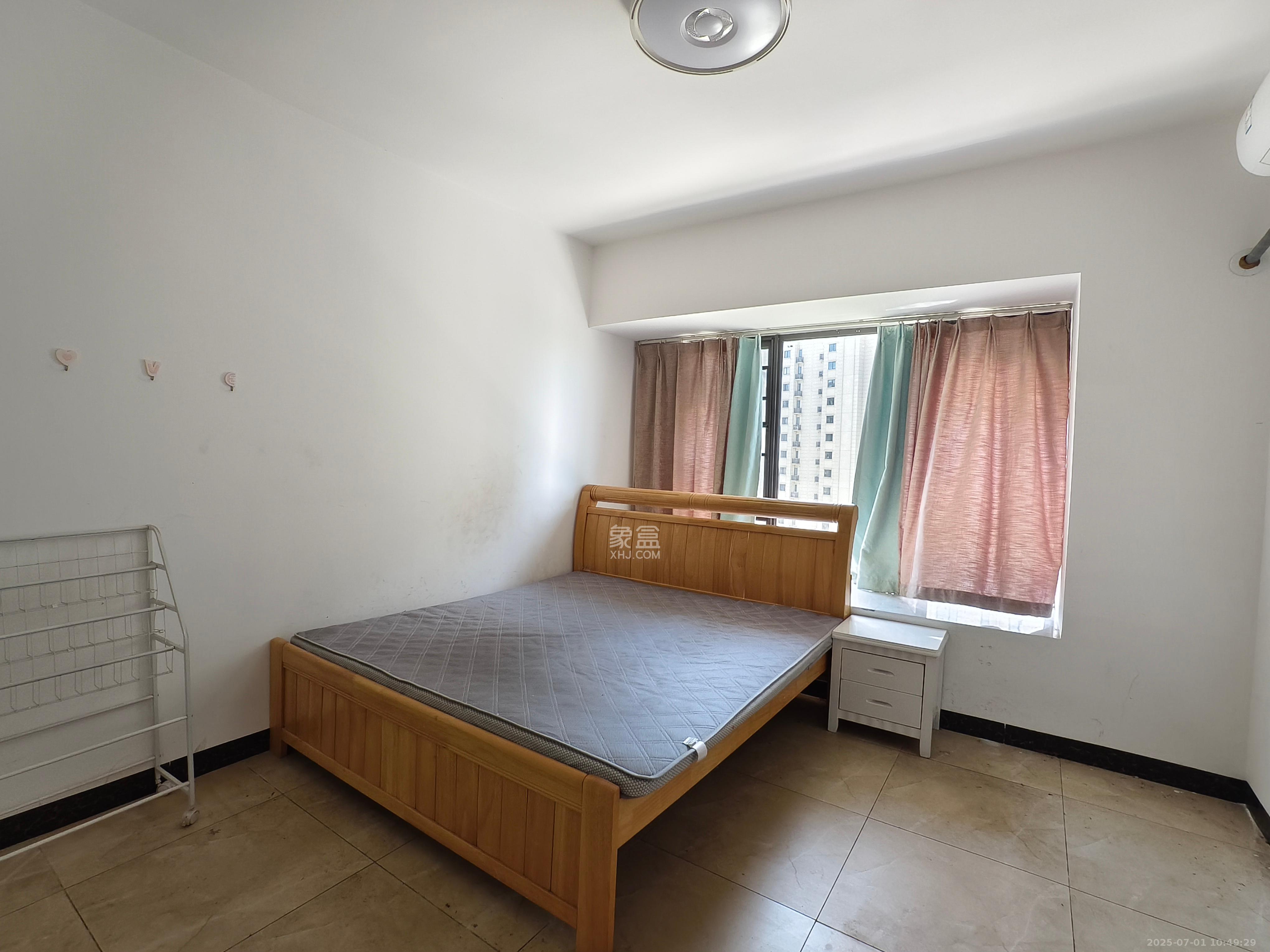 中梁星都荟  3室2厅2卫    2000.0元/月 中梁星都荟  3室2厅2卫    2000.0元/月室内图