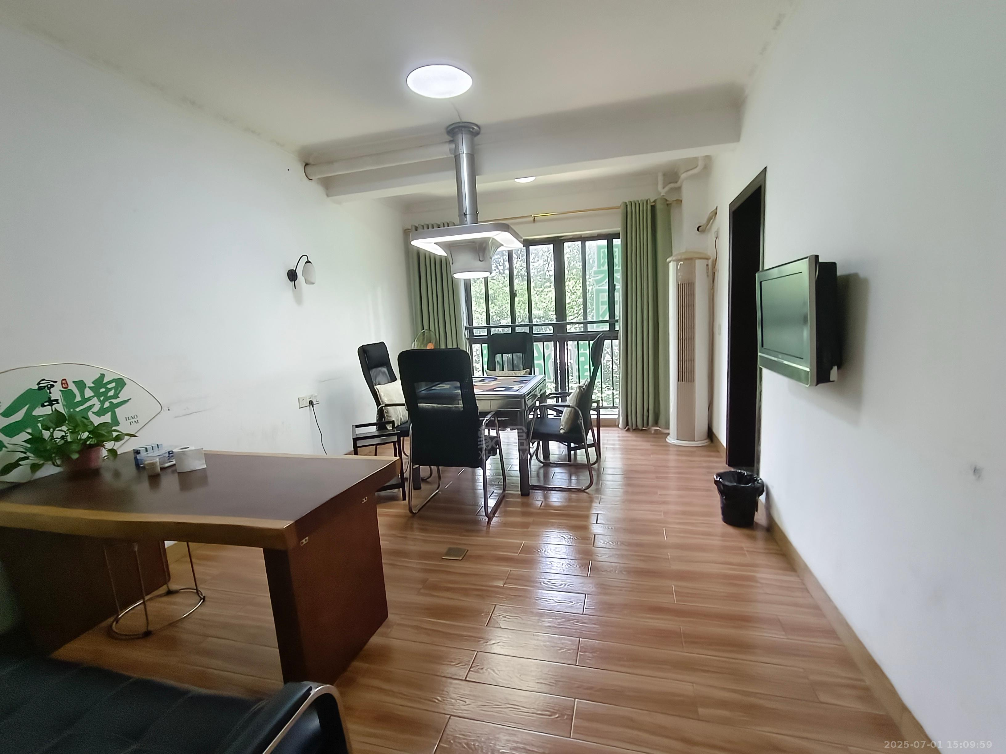 提香蓝岸 3室2厅1卫 1500.0元/月 提香蓝岸 3室2厅1卫 1500.0元/月室内图