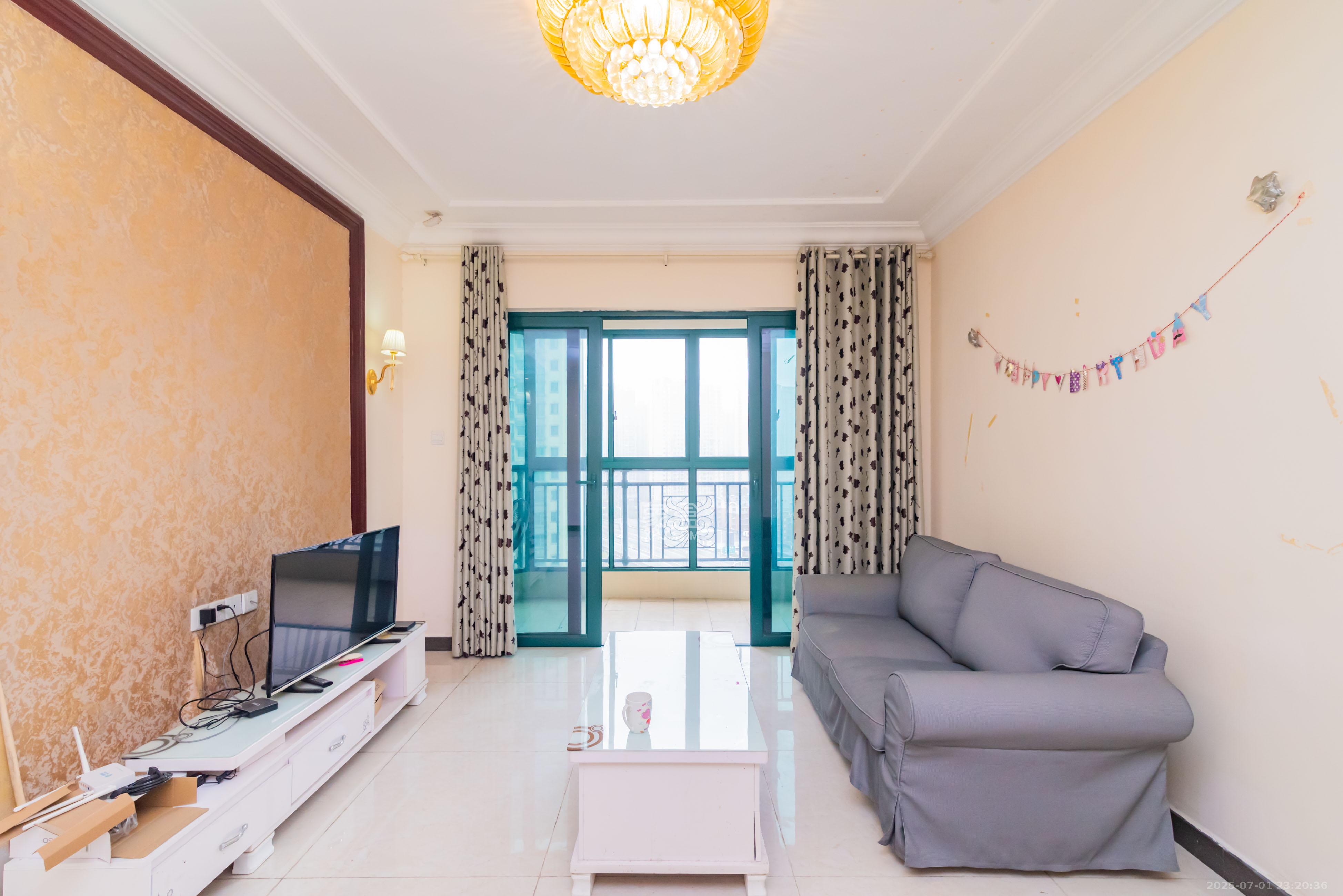 恒大雅苑 2室2厅1卫 65.0万 恒大雅苑 2室2厅1卫 65.0万客厅