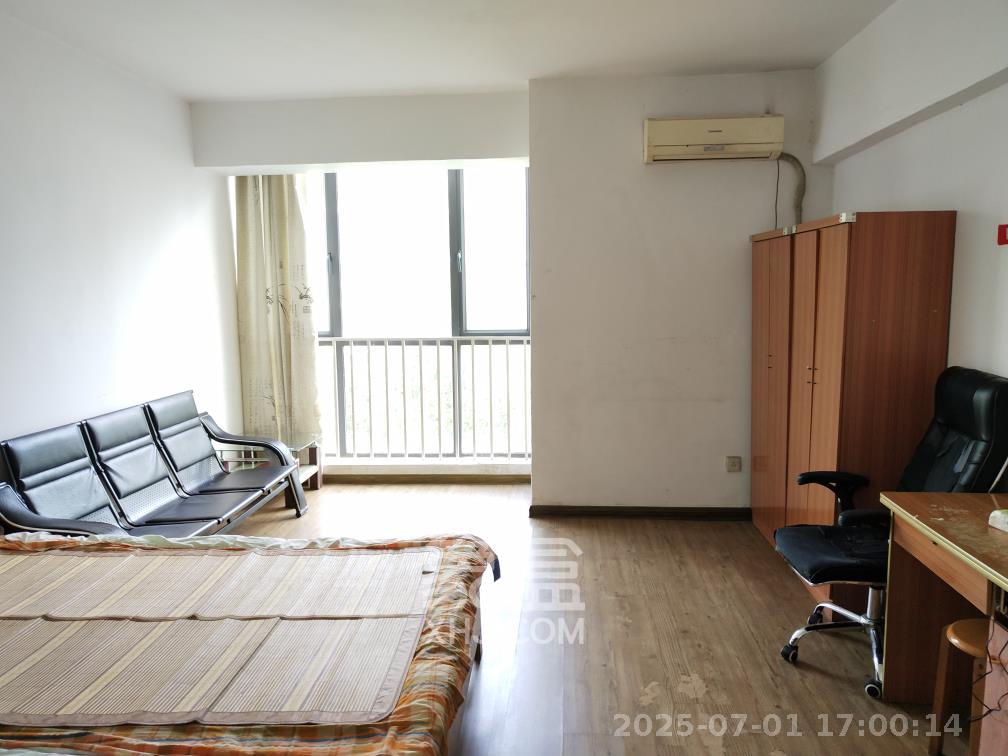 阳光100二期  1室1厅1卫   1250.00元/月室内图