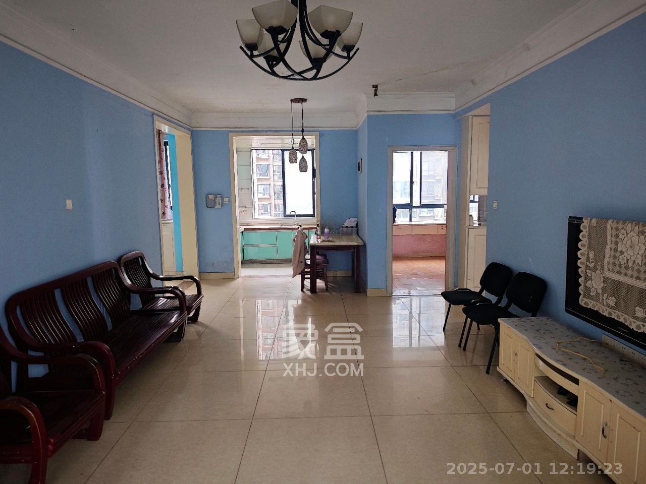 湘江世纪城鸿江苑 3室2厅1卫 1500.0元/月 湘江世纪城鸿江苑 3室2厅1卫 1500.0元/月室内图