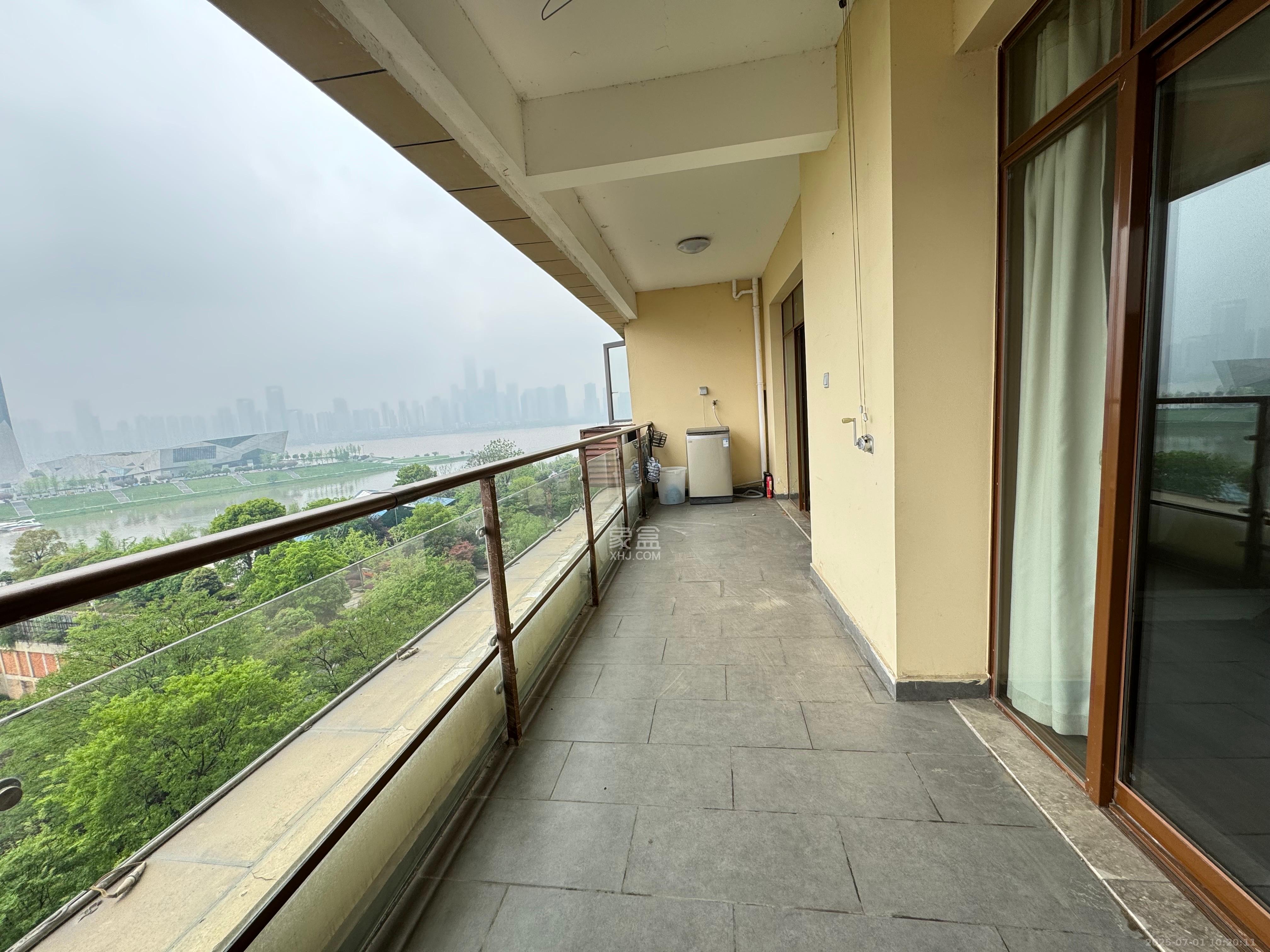 恒大御景半岛湘江苑（恒大御景半岛一期）  3室2厅3卫   4500.00元/月室内图