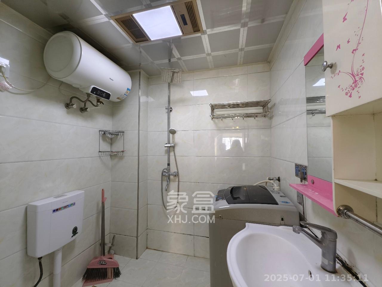 达美D6区  1室1厅1卫    1500.0元/月室内图