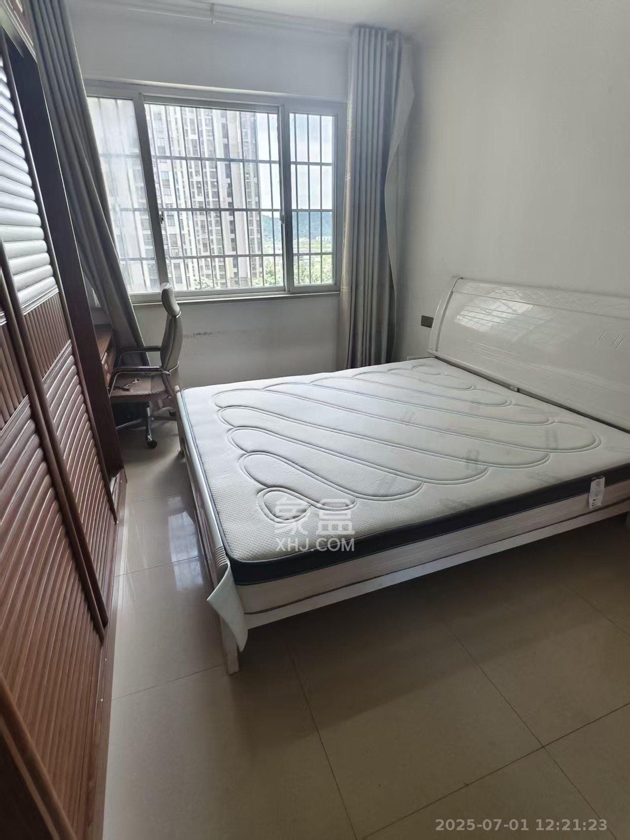 嘉顺苑  3室2厅1卫    2400.0元/月 嘉顺苑  3室2厅1卫    2400.0元/月室内图