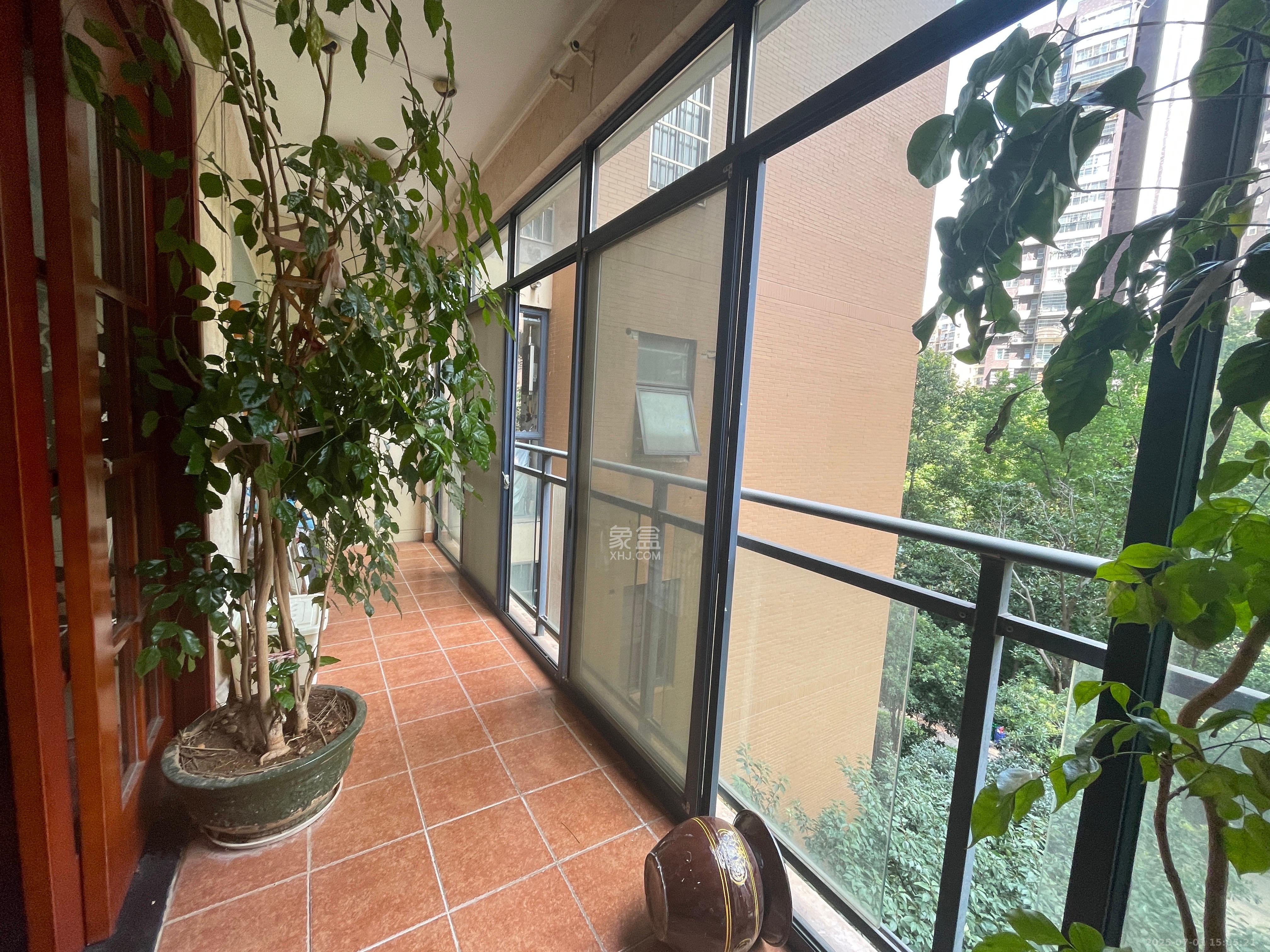 湘府十城（汇财御景湾新寓,汇财国际）  5室2厅3卫    3200.0元/月室内图