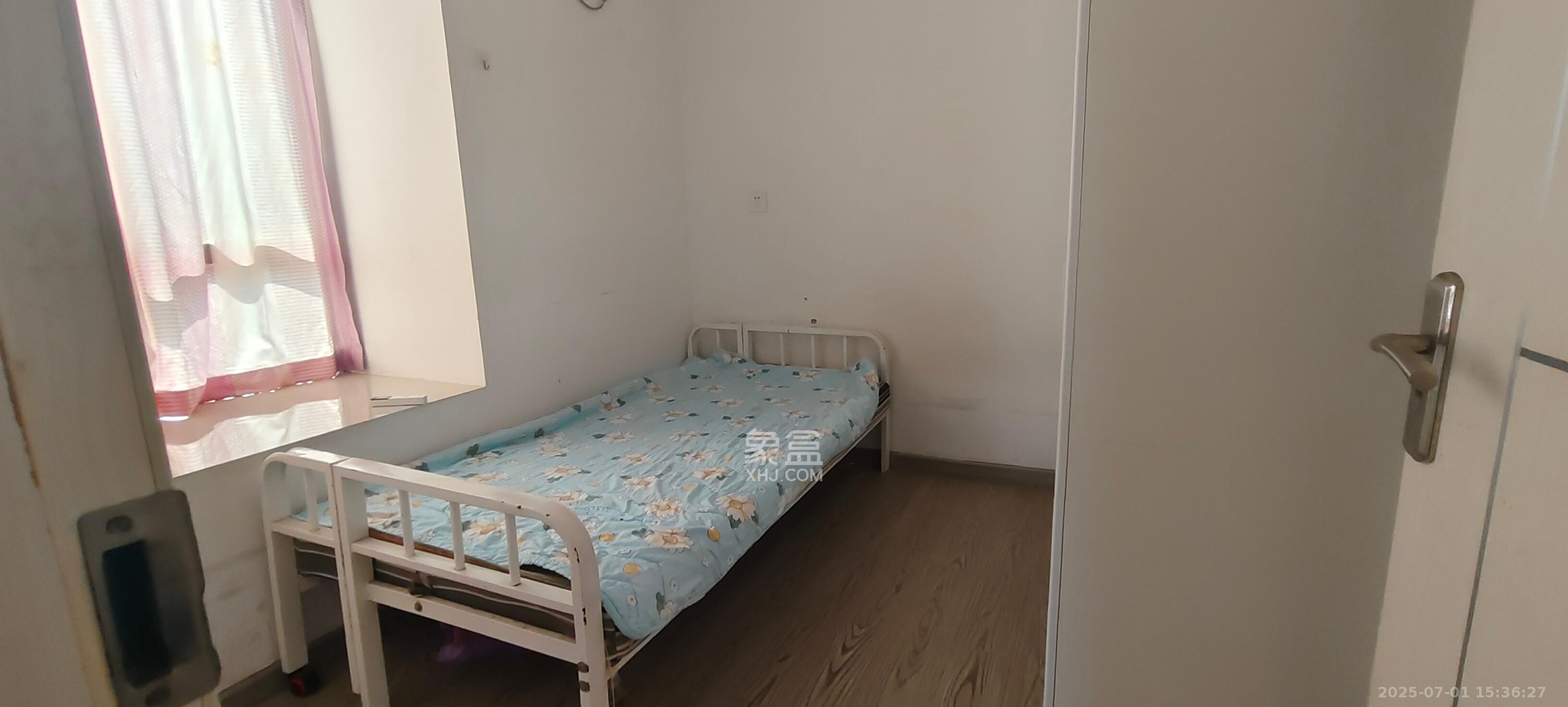 华银天际 3室2厅1卫 1800.0元/月 华银天际 3室2厅1卫 1800.0元/月室内图