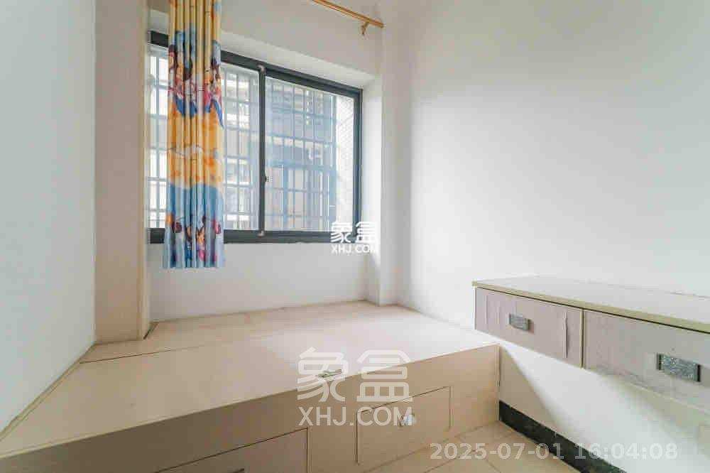 恒基凯旋门一二期  3室2厅1卫    1800.0元/月 恒基凯旋门一二期  3室2厅1卫    1800.0元/月室内图