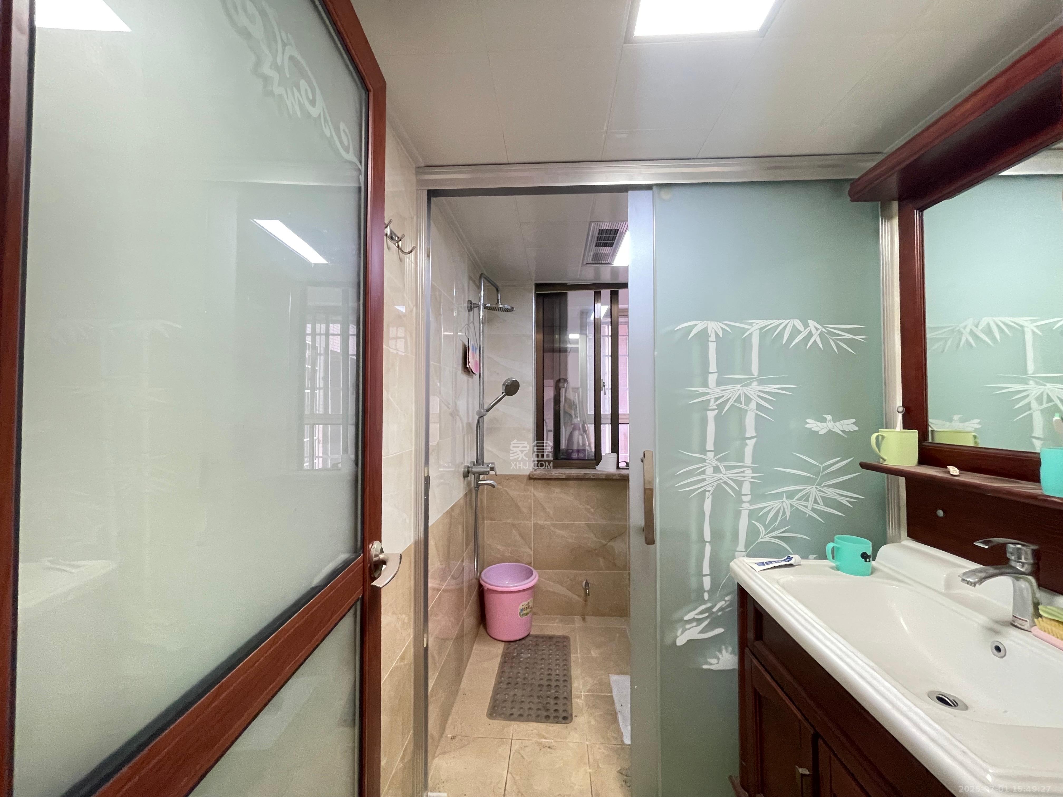 家和院 1室0厅0卫 2600.0元/月 家和院 1室0厅0卫 2600.0元/月室内图