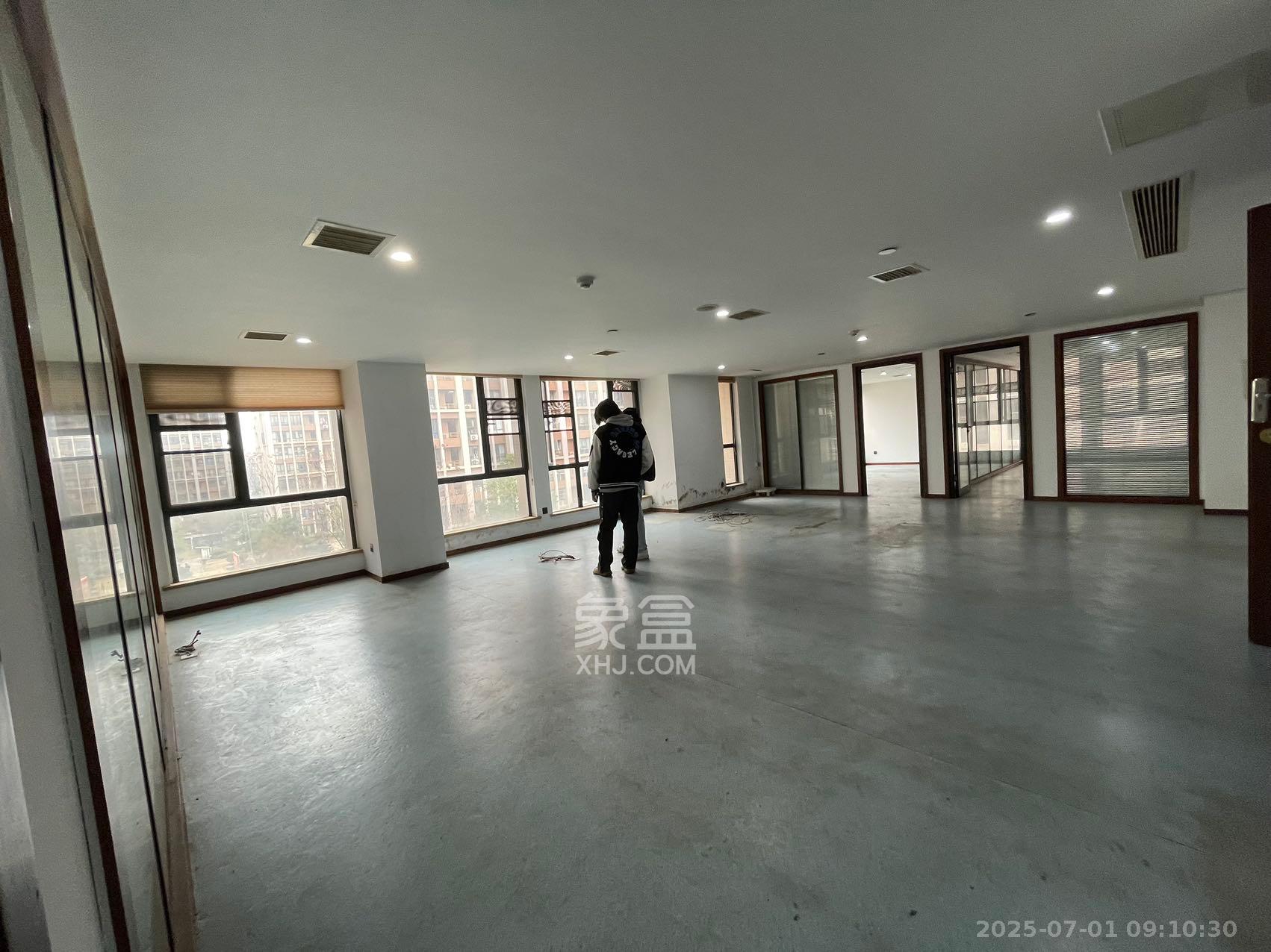 中建芙蓉工社 1室1厅1卫 4500.0元/月 中建芙蓉工社 1室1厅1卫 4500.0元/月室内图