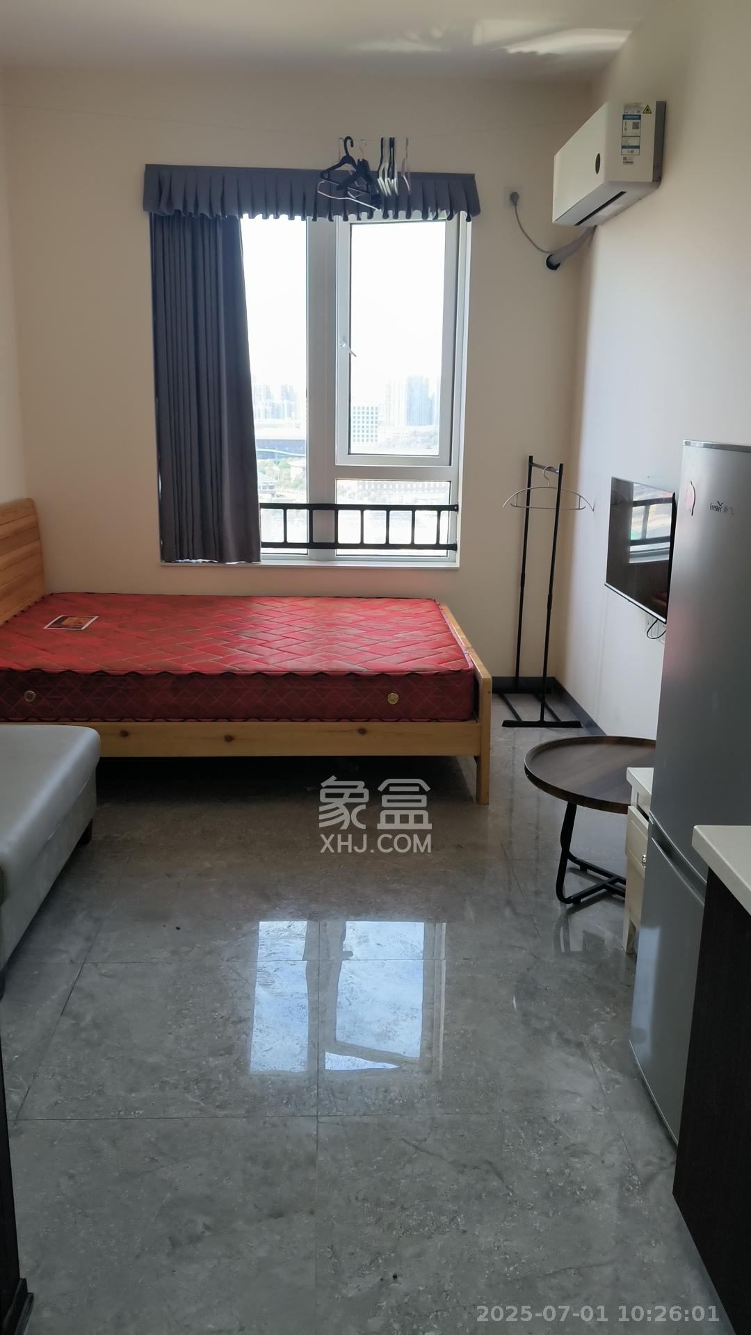 保利香槟国际  1室1厅1卫    1000.0元/月 保利香槟国际  1室1厅1卫    1000.0元/月