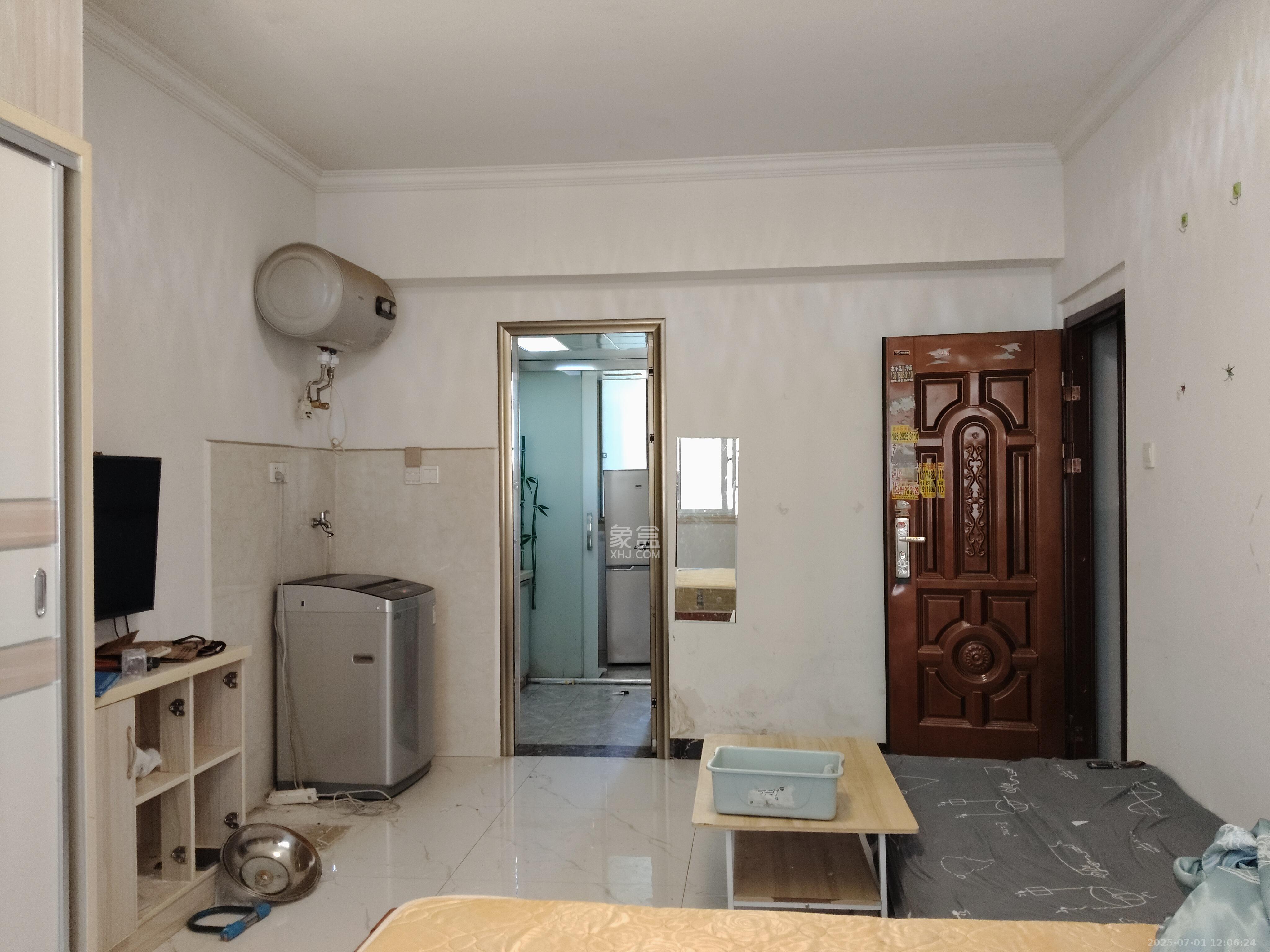 嘉顺苑 1室1厅1卫 1300.0元/月 嘉顺苑 1室1厅1卫 1300.0元/月室内图