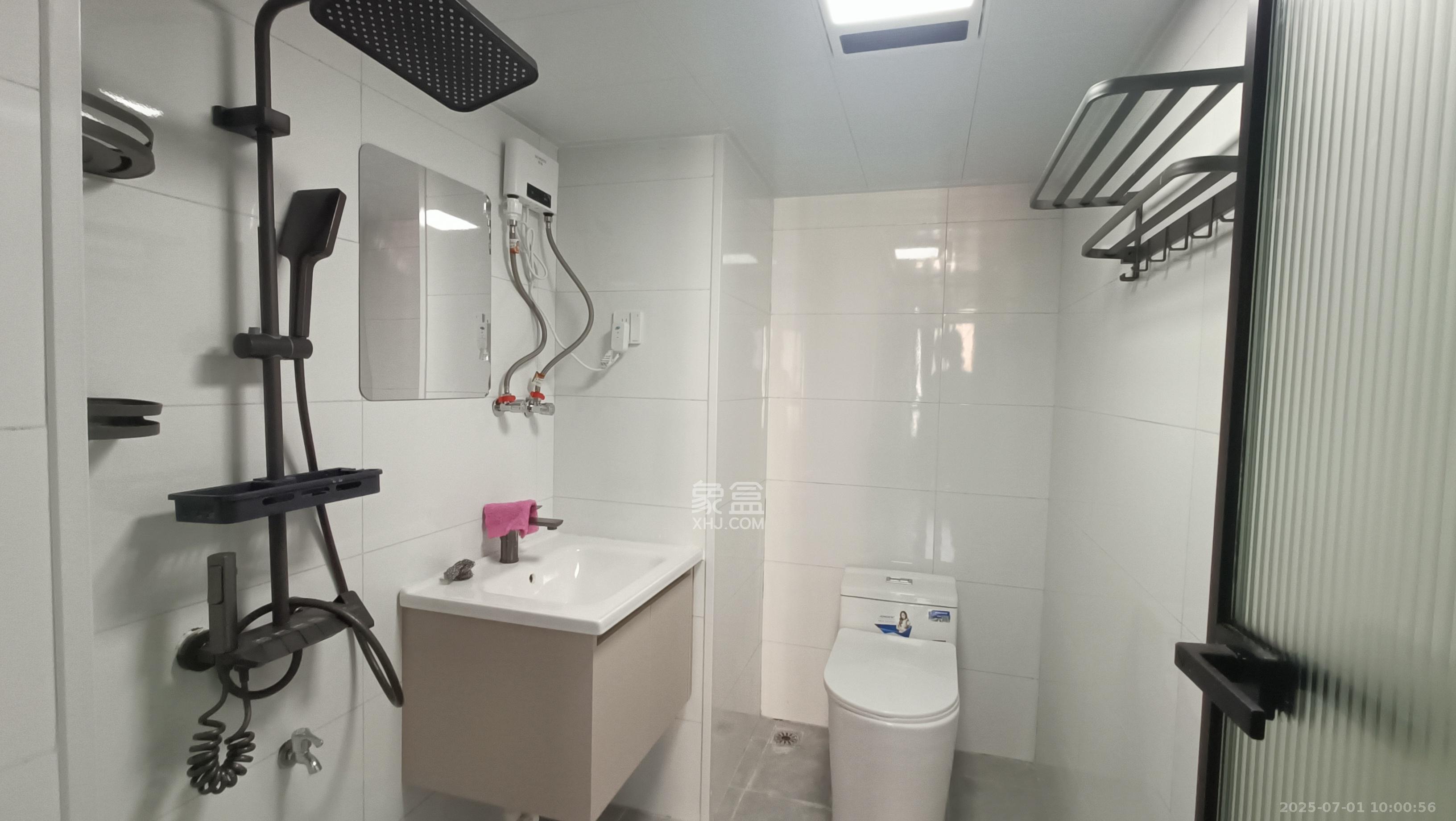 中天星耀荟 2室2厅2卫 1800.0元/月 中天星耀荟 2室2厅2卫 1800.0元/月室内图