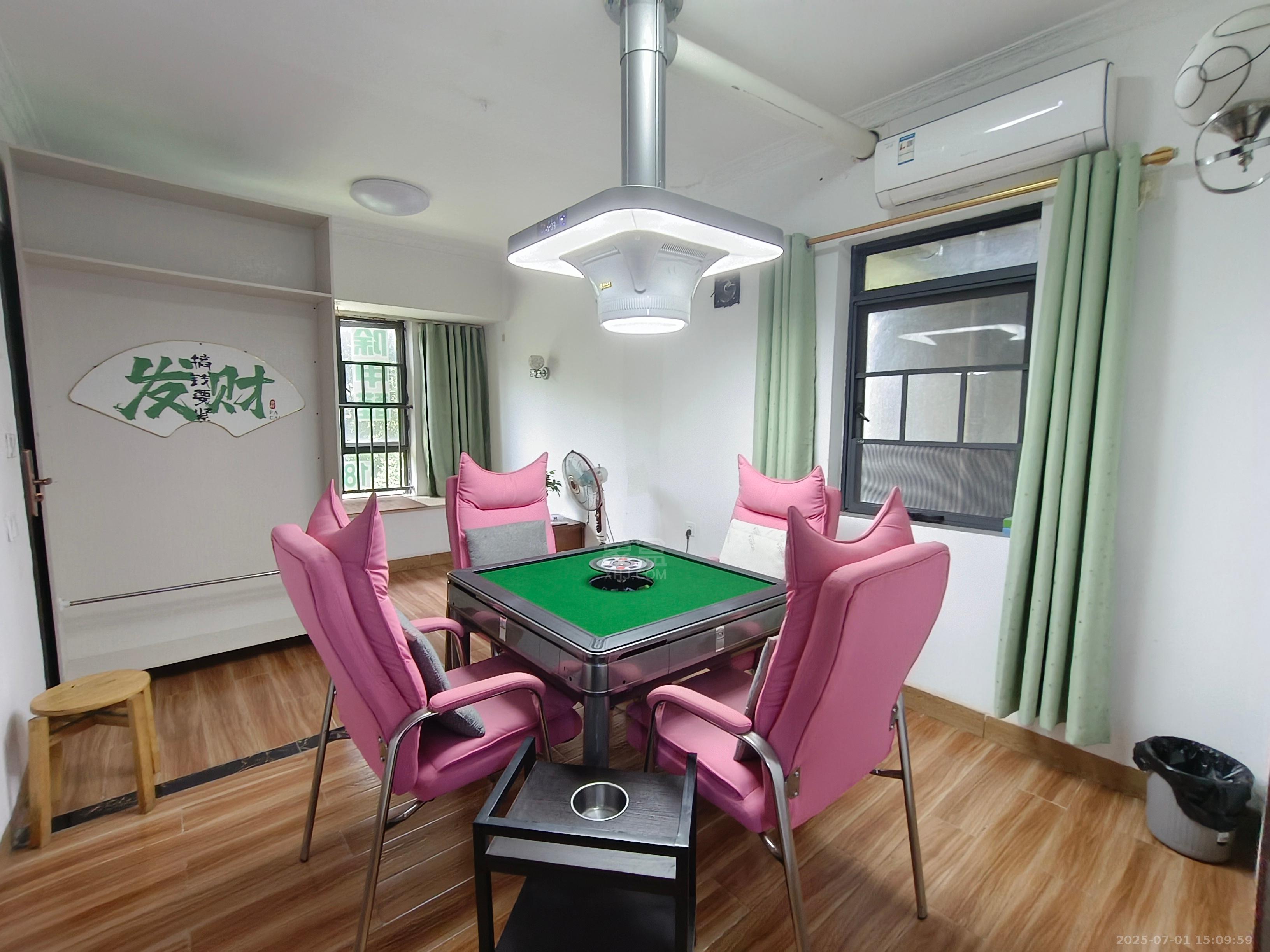 提香蓝岸 3室2厅1卫 1500.0元/月 提香蓝岸 3室2厅1卫 1500.0元/月室内图