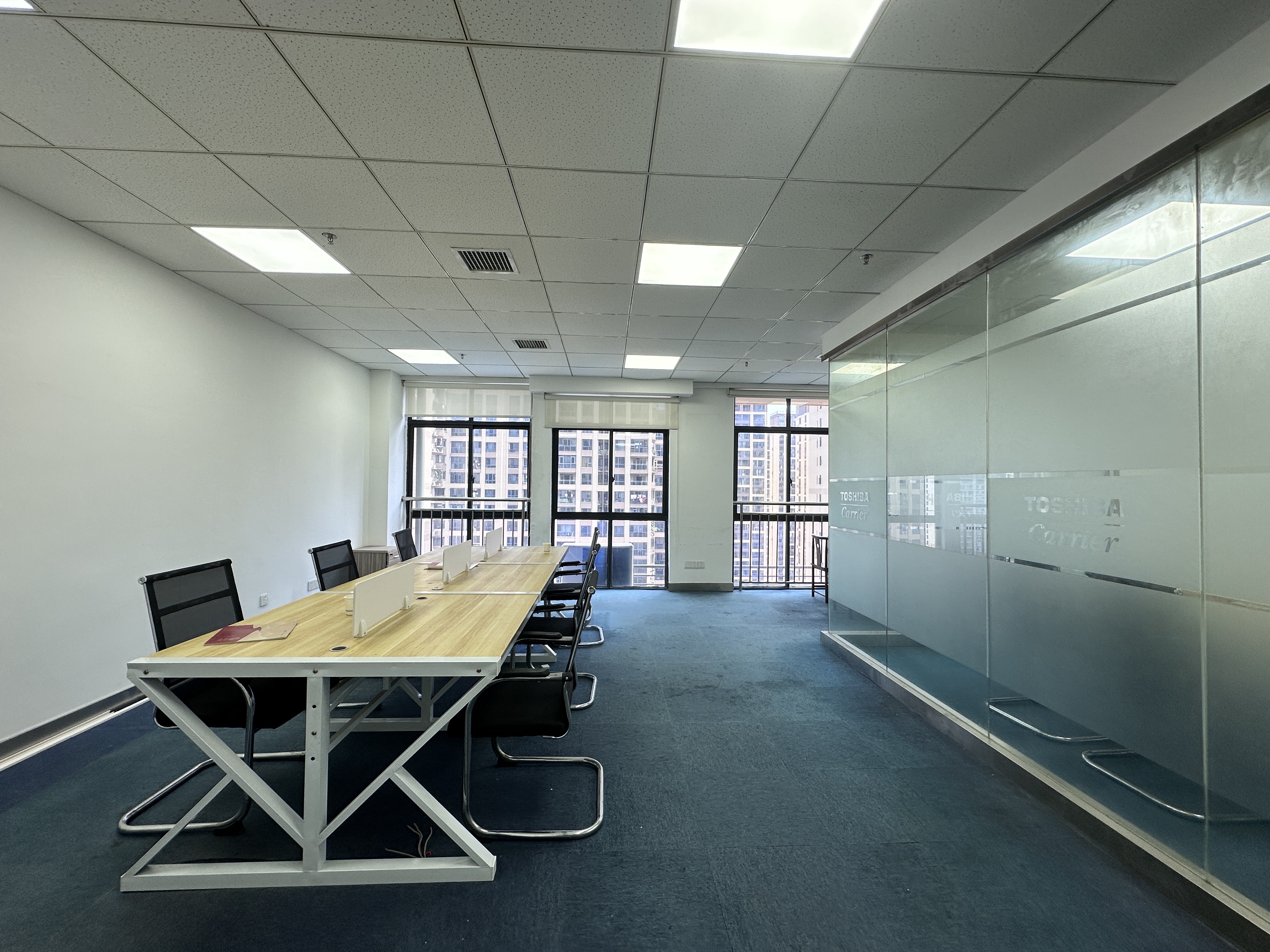 融冠亲城50写字楼 1室0厅0卫 4000.0元/月 融冠亲城50写字楼 1室0厅0卫 4000.0元/月室内图