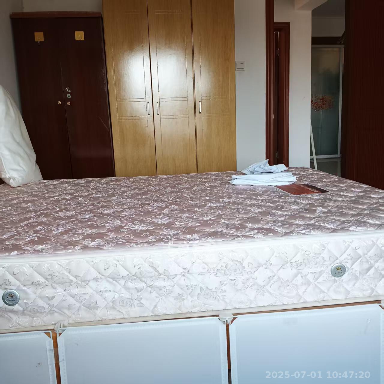 华润凤凰城三期 2室2厅1卫 1700.0元/月 华润凤凰城三期 2室2厅1卫 1700.0元/月室内图