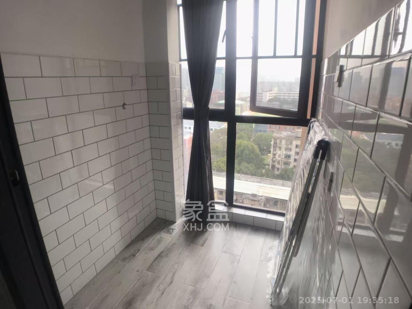 荣悦台  1室1厅1卫   2600.00元/月室内图