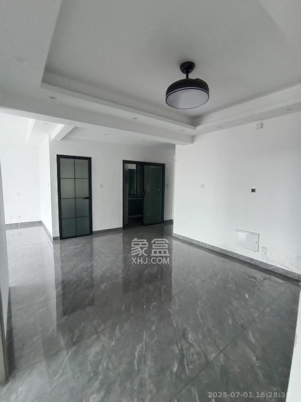 财富港湾(绿领大厦) 3室2厅1卫 3500.0元/月 财富港湾(绿领大厦) 3室2厅1卫 3500.0元/月室内图