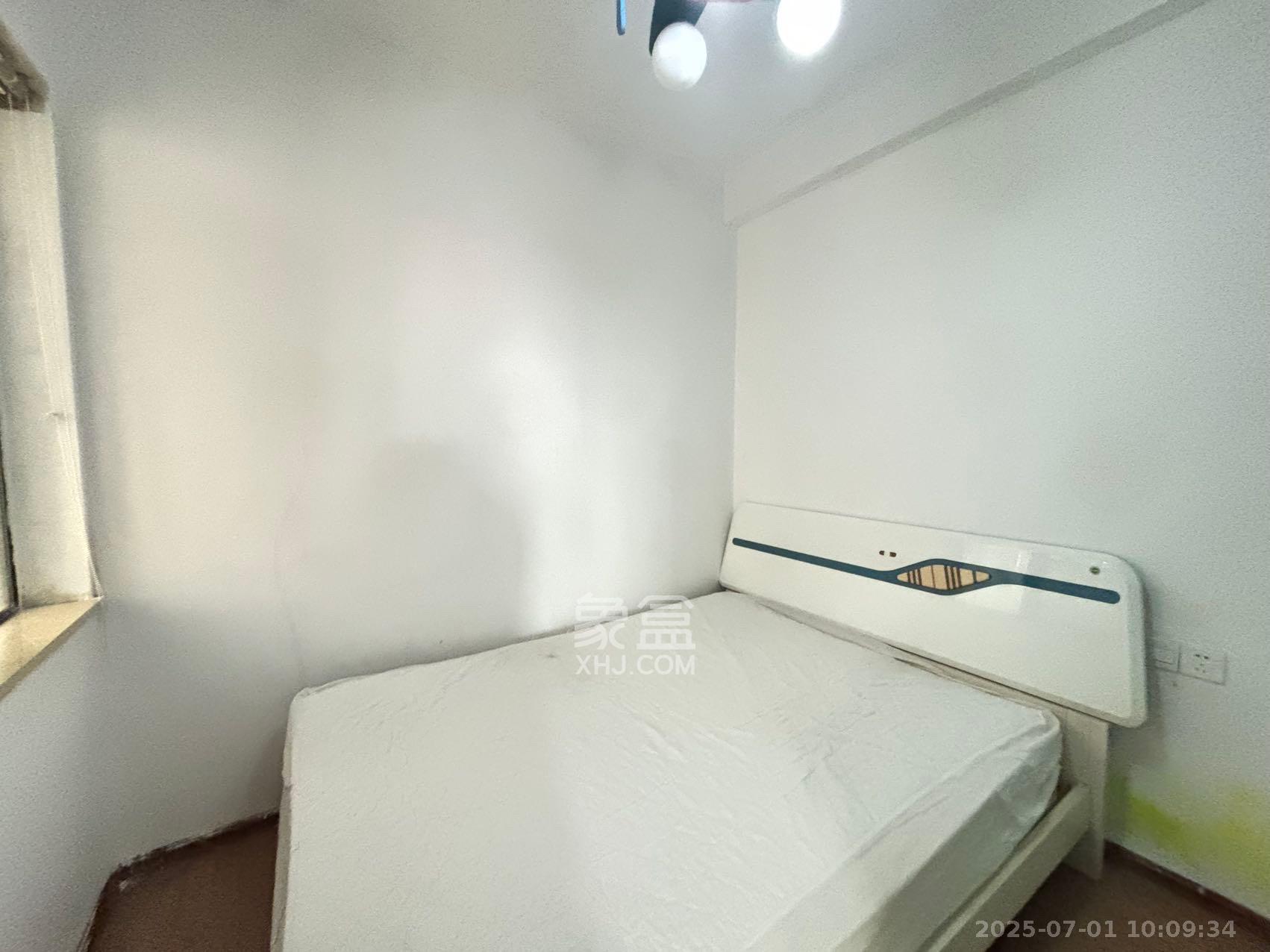 中南红领邦(红星嘉和苑) 3室1厅1卫 2300.0元/月 中南红领邦(红星嘉和苑) 3室1厅1卫 2300.0元/月室内图