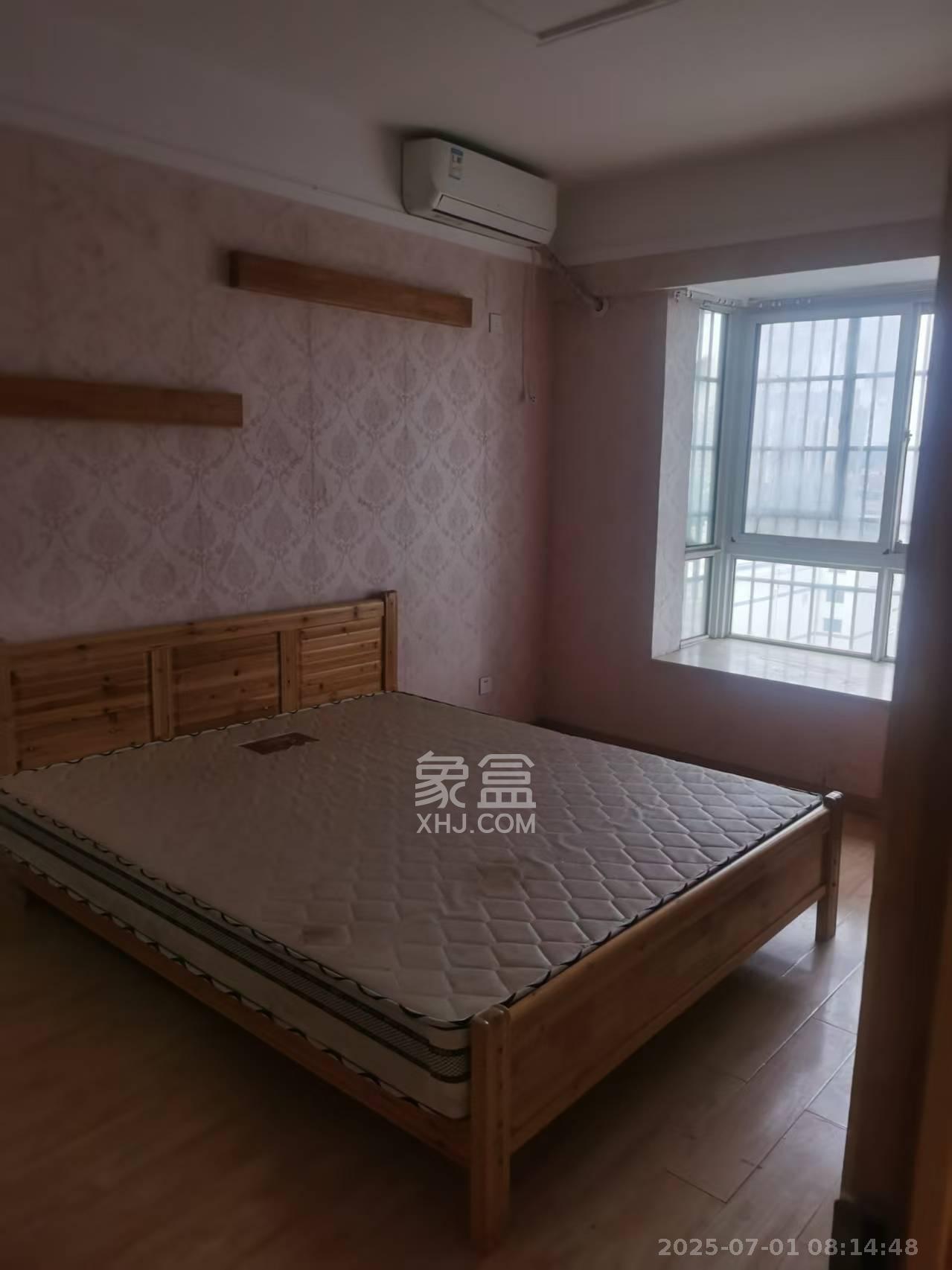 开源鑫苑 6室3厅3卫 2600.0元/月 开源鑫苑 6室3厅3卫 2600.0元/月室内图