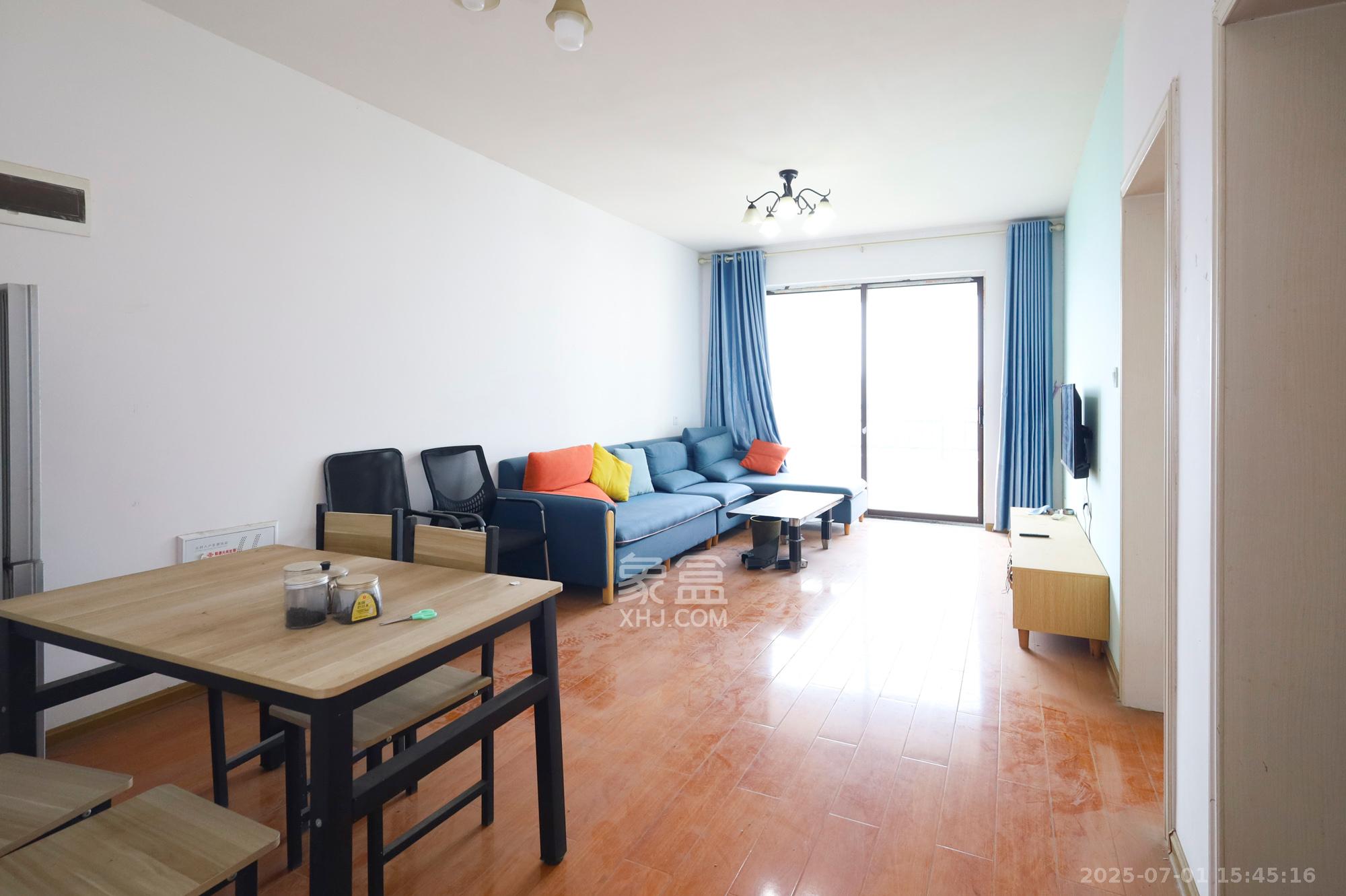 山语城三期 3室2厅1卫 1800.0元/月 山语城三期 3室2厅1卫 1800.0元/月室内图