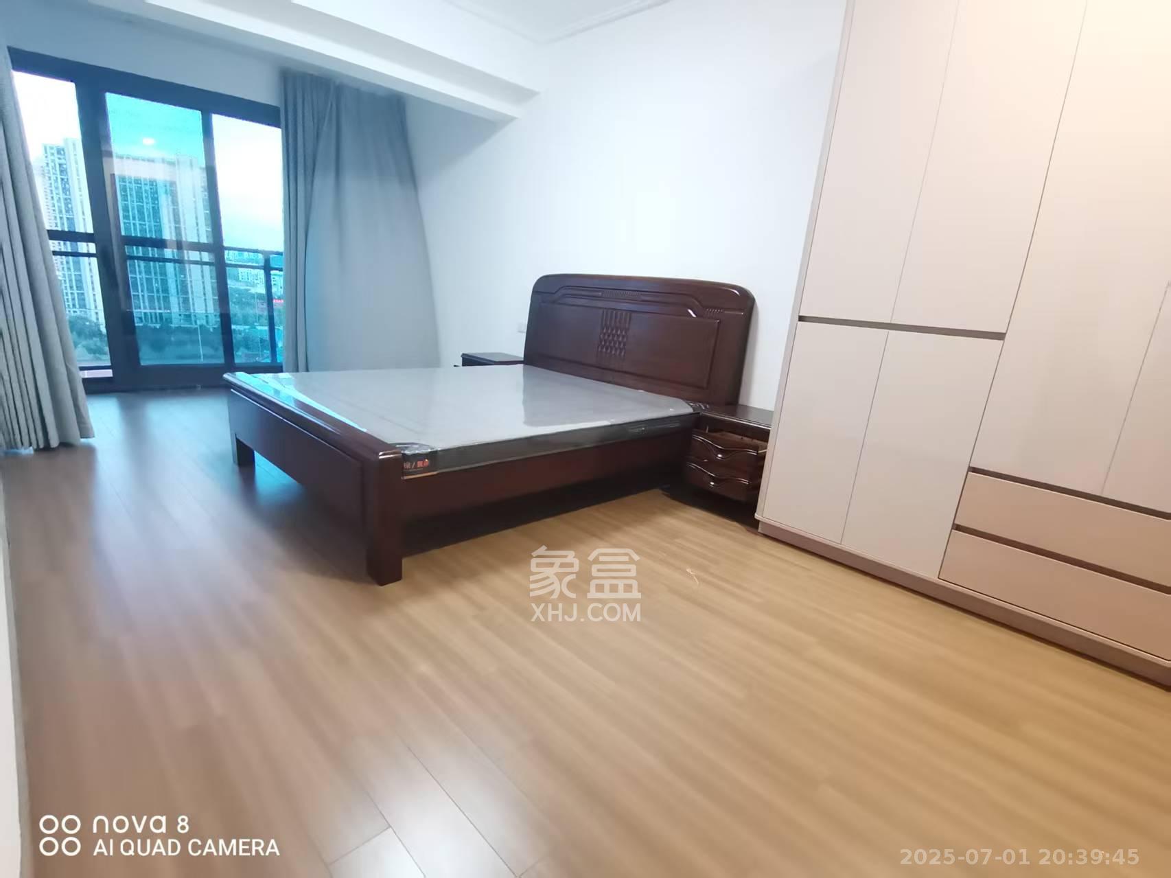 保利天汇  3室2厅2卫   3500.00元/月室内图