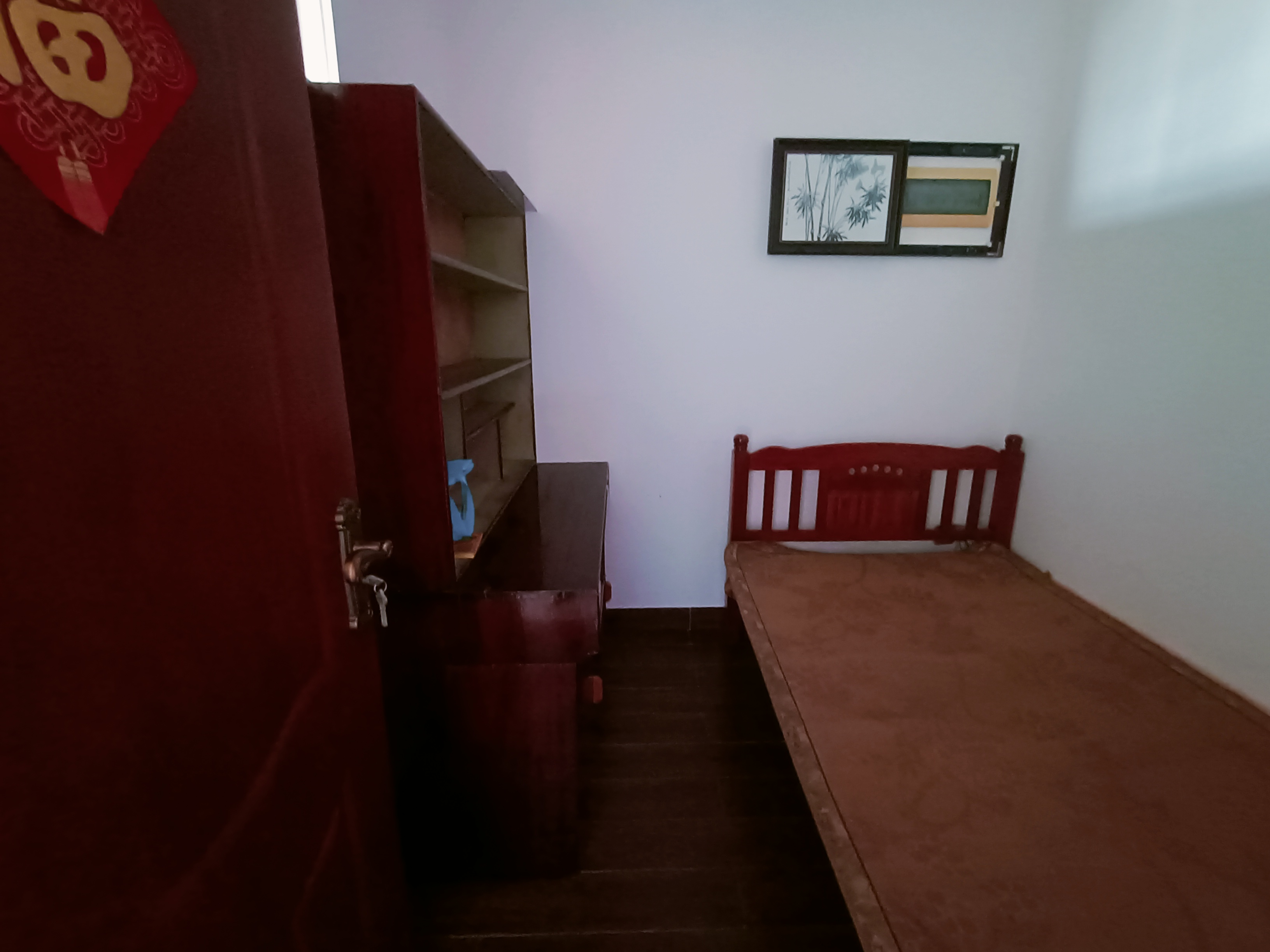 龙凤花园 2室2厅1卫 2000.0元/月 龙凤花园 2室2厅1卫 2000.0元/月室内图