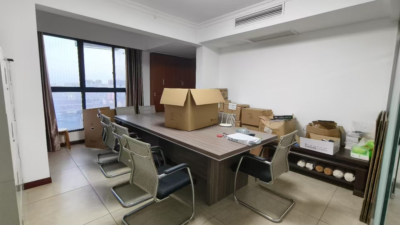 世纪嘉苑 4室2厅2卫 4800.0元/月 世纪嘉苑 4室2厅2卫 4800.0元/月室内图