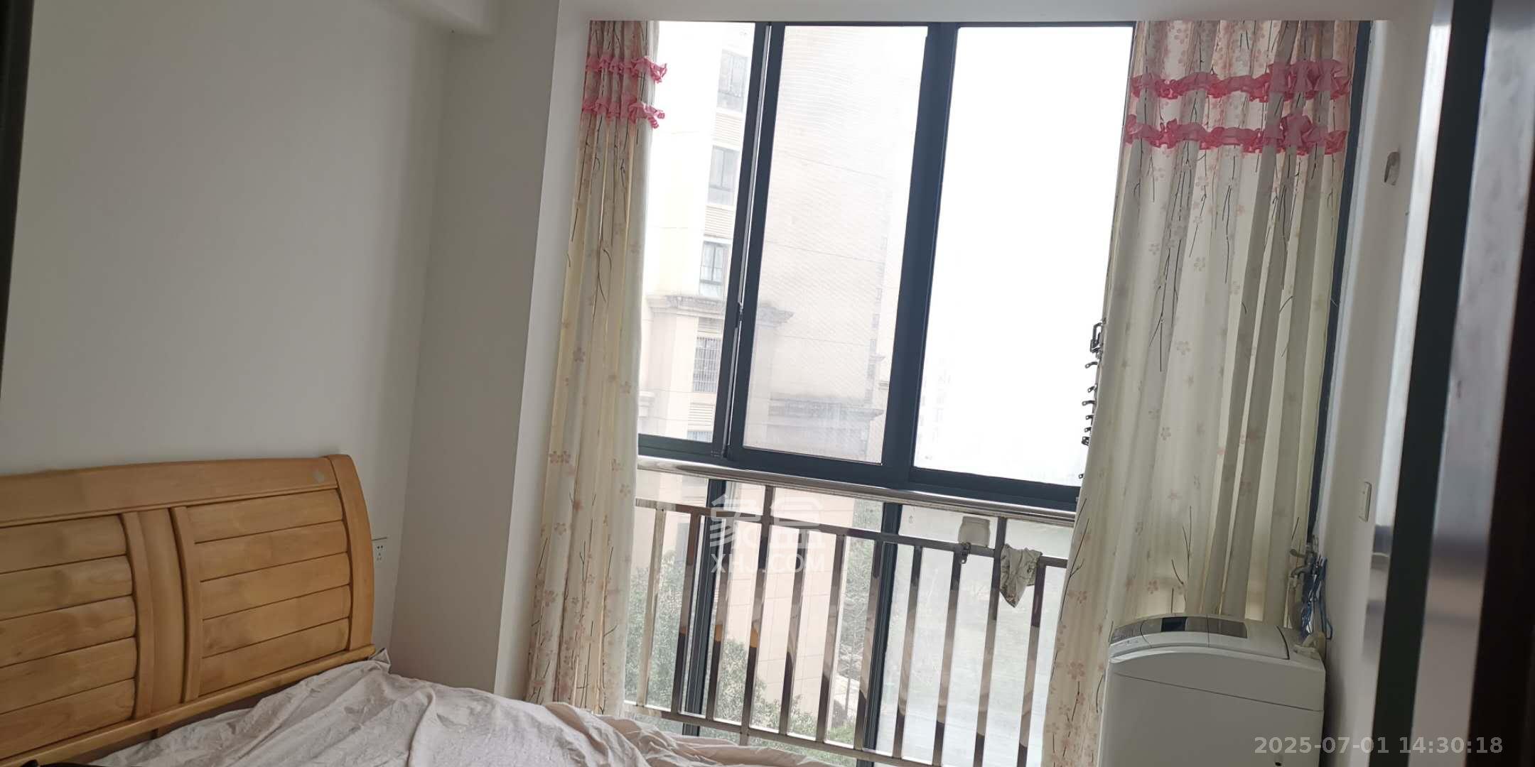 鑫远湘府逸园  2室1厅1卫    1600.0元/月室内图