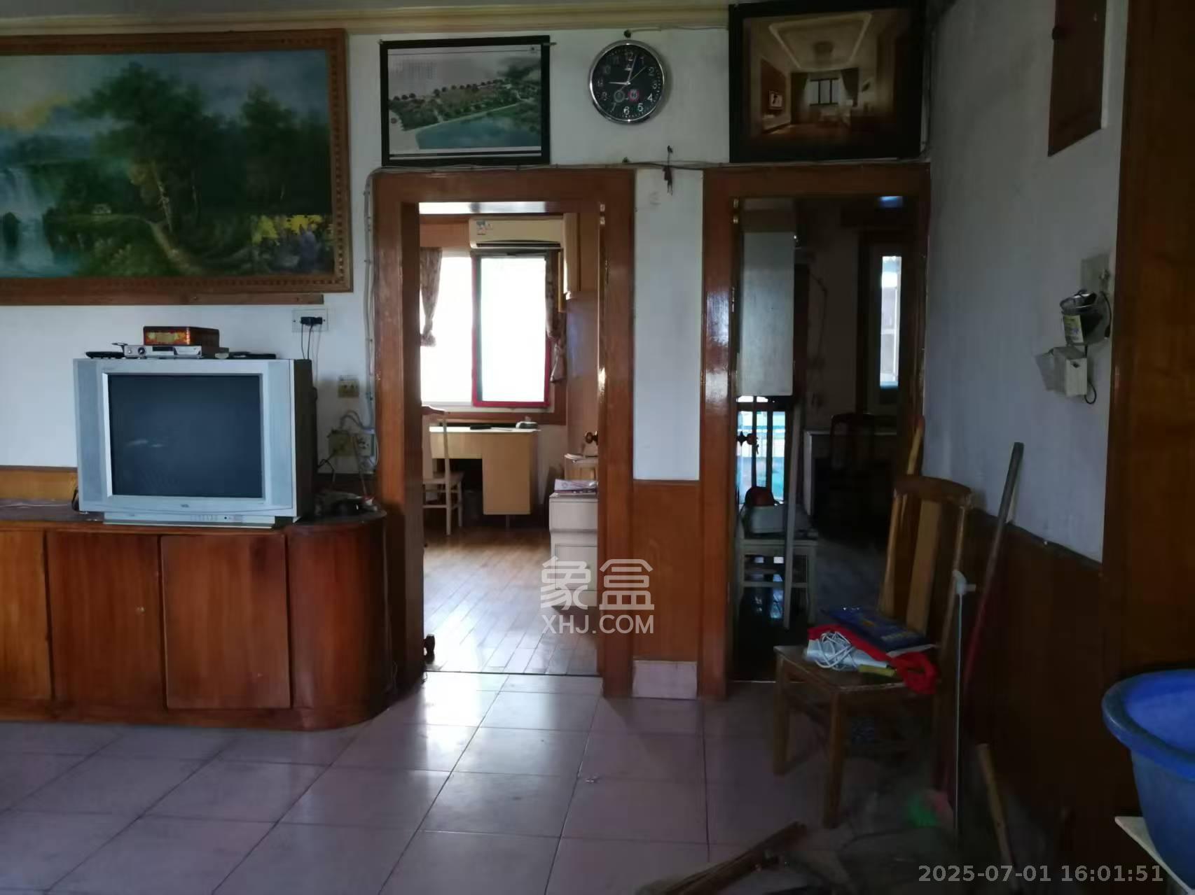 牛角塘社区 2室1厅1卫 1200.0元/月 牛角塘社区 2室1厅1卫 1200.0元/月室内图