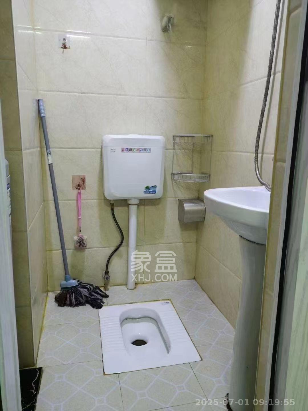 嘉顺苑  1室1厅1卫   1000.00元/月室内图