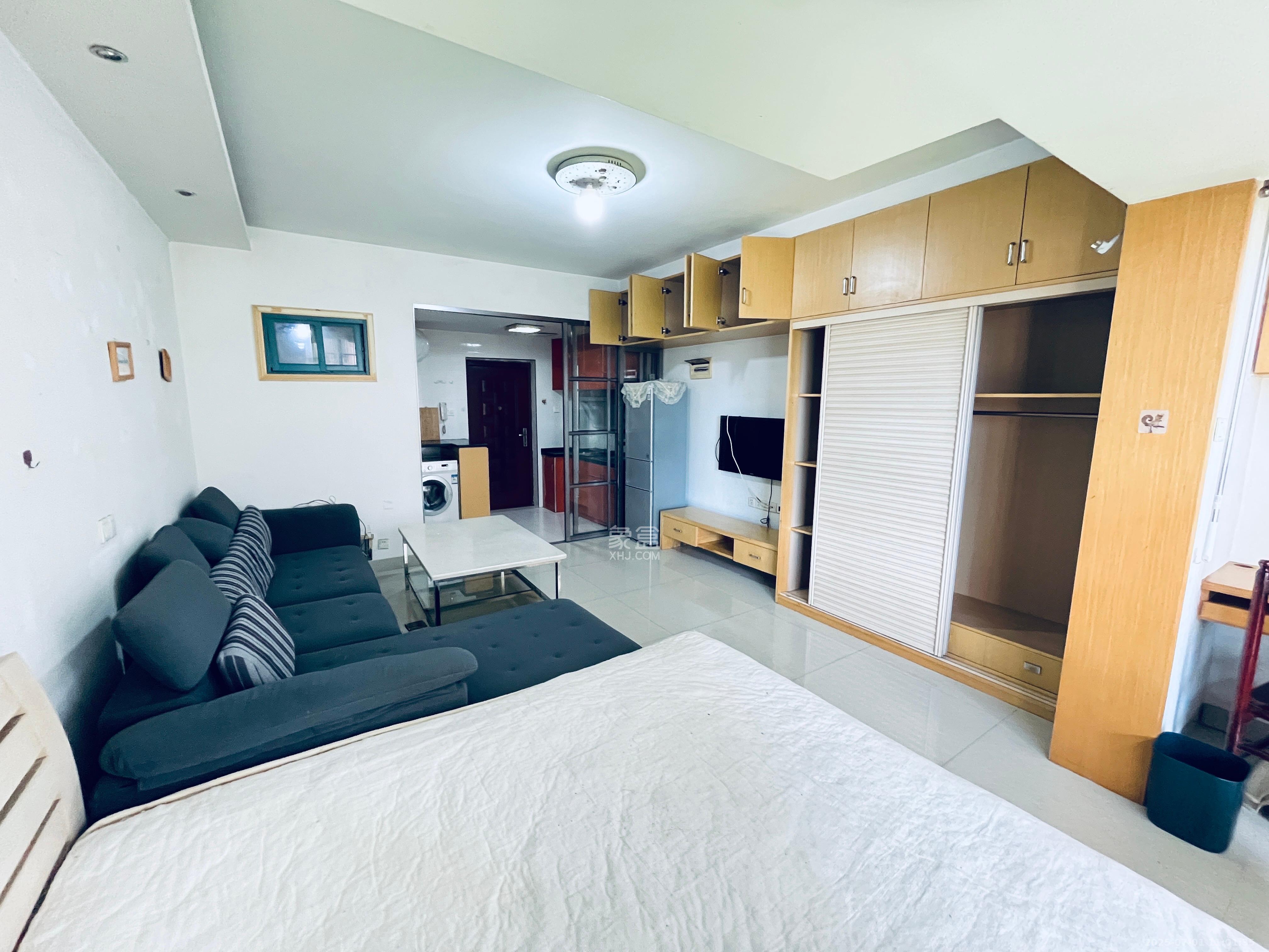 蝴蝶谷  1室1厅1卫   1200.00元/月室内图
