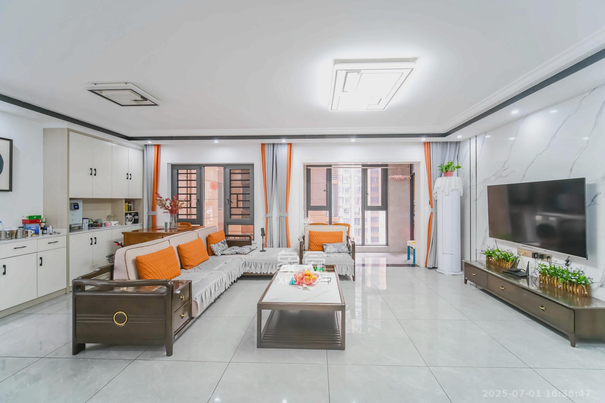 荣盛花语城  3室2厅2卫    96.0万 荣盛花语城  3室2厅2卫    96.0万其他