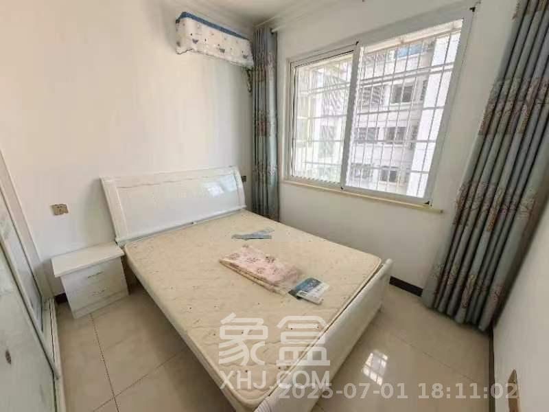 嘉顺苑 3室2厅1卫 2200.0元/月 嘉顺苑 3室2厅1卫 2200.0元/月室内图