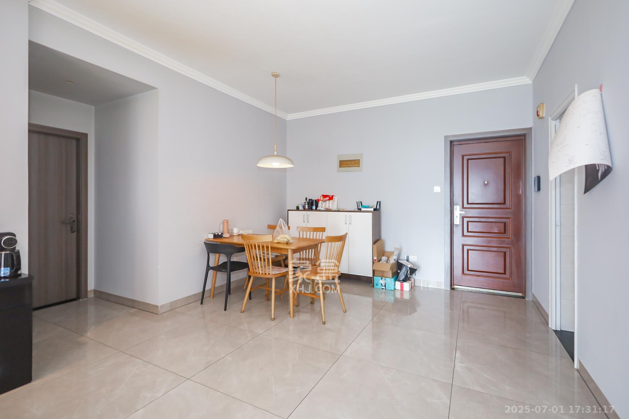 世茂外滩里(世茂铂翠湾三期)  3室2厅1卫    158.0万 世茂外滩里(世茂铂翠湾三期)  3室2厅1卫    158.0万其他