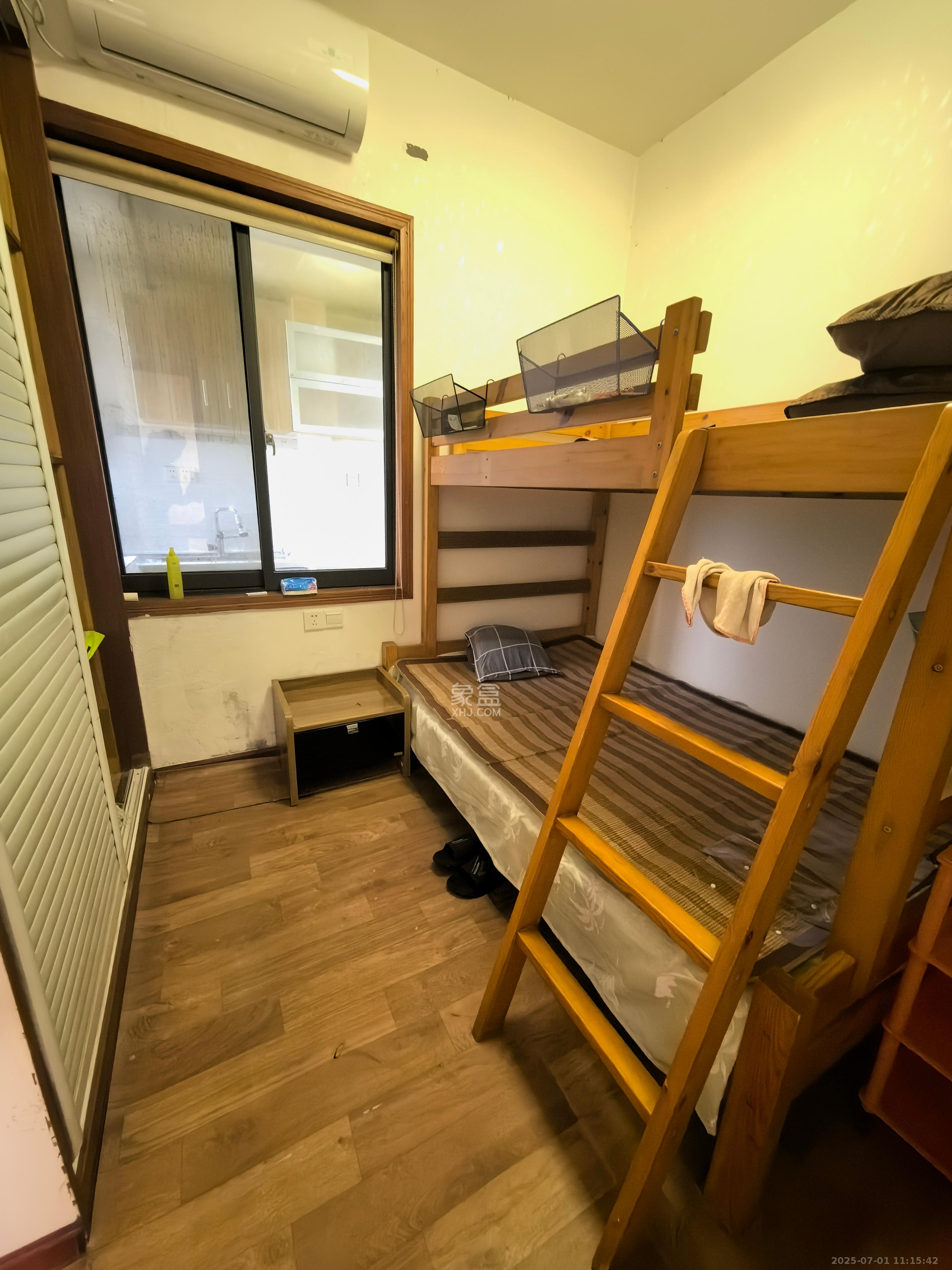 和庄  3室2厅1卫   1900.00元/月室内图
