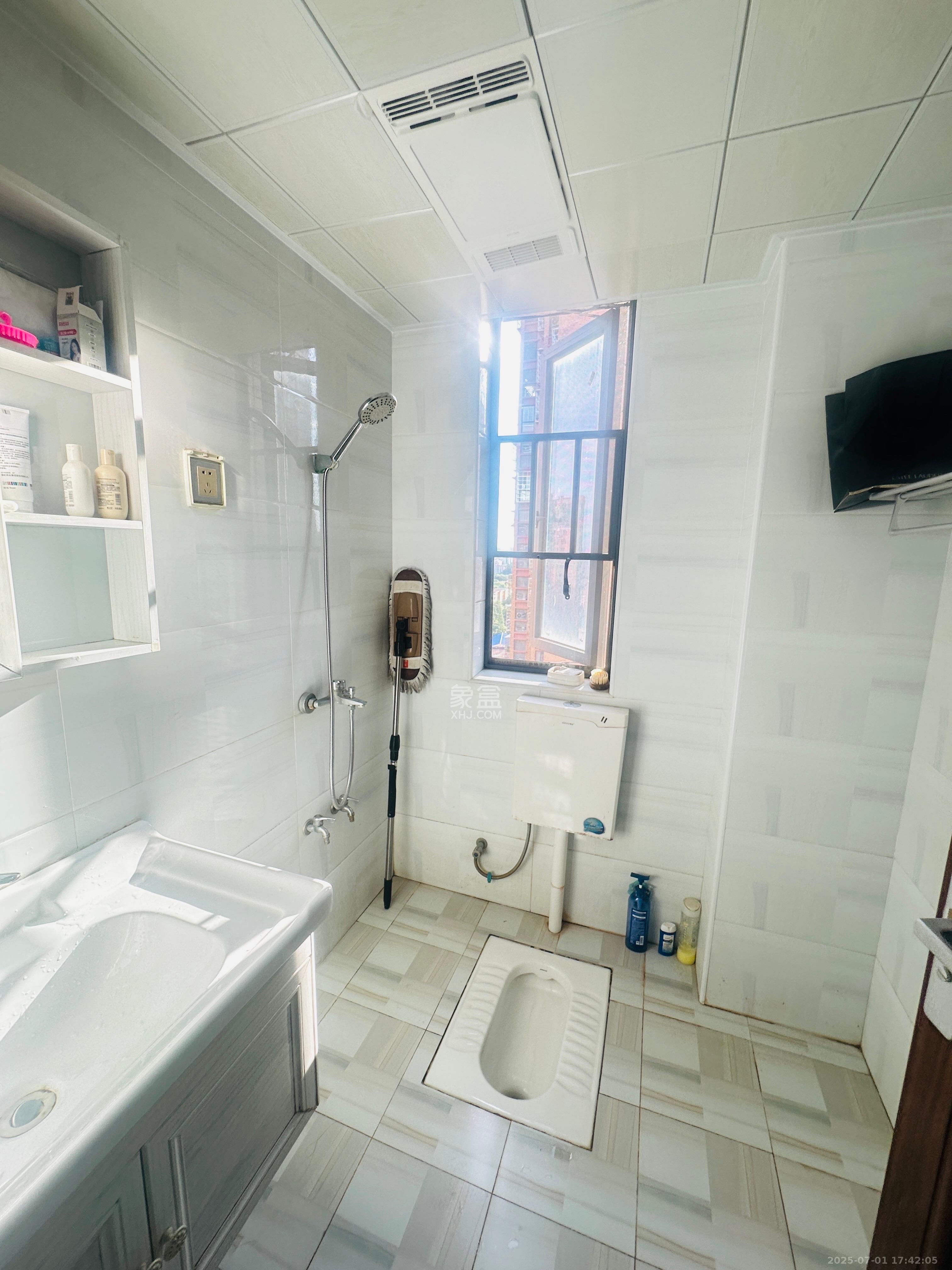 东业上城嘉苑(晟悦国际) 4室2厅2卫 2400.0元/月 东业上城嘉苑(晟悦国际) 4室2厅2卫 2400.0元/月室内图