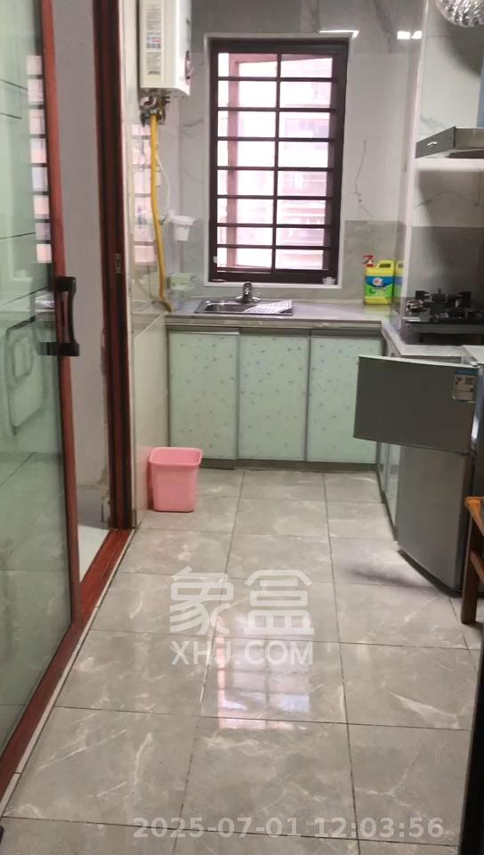 东宜兰园 1室1厅1卫 880.0元/月 东宜兰园 1室1厅1卫 880.0元/月室内图