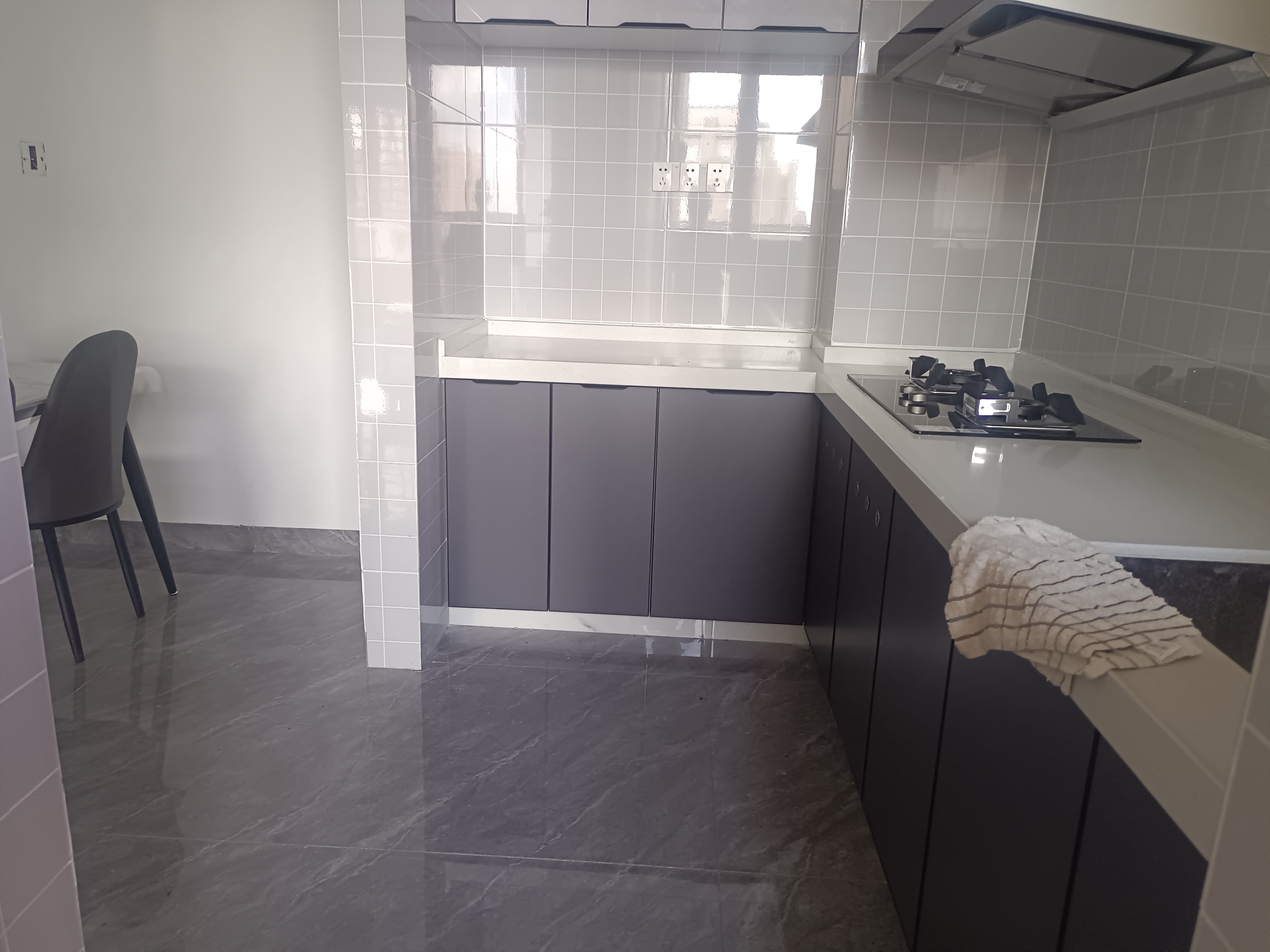 恩祥新城 2室1厅1卫 3100.0元/月 恩祥新城 2室1厅1卫 3100.0元/月室内图