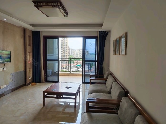 翡翠水城(住宅)  2室2厅1卫    2100.0元/月 翡翠水城(住宅)  2室2厅1卫    2100.0元/月