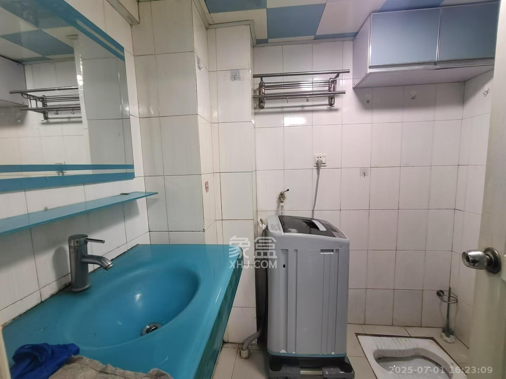 西罗亚大厦 1室1厅1卫 2200.0元/月 西罗亚大厦 1室1厅1卫 2200.0元/月室内图