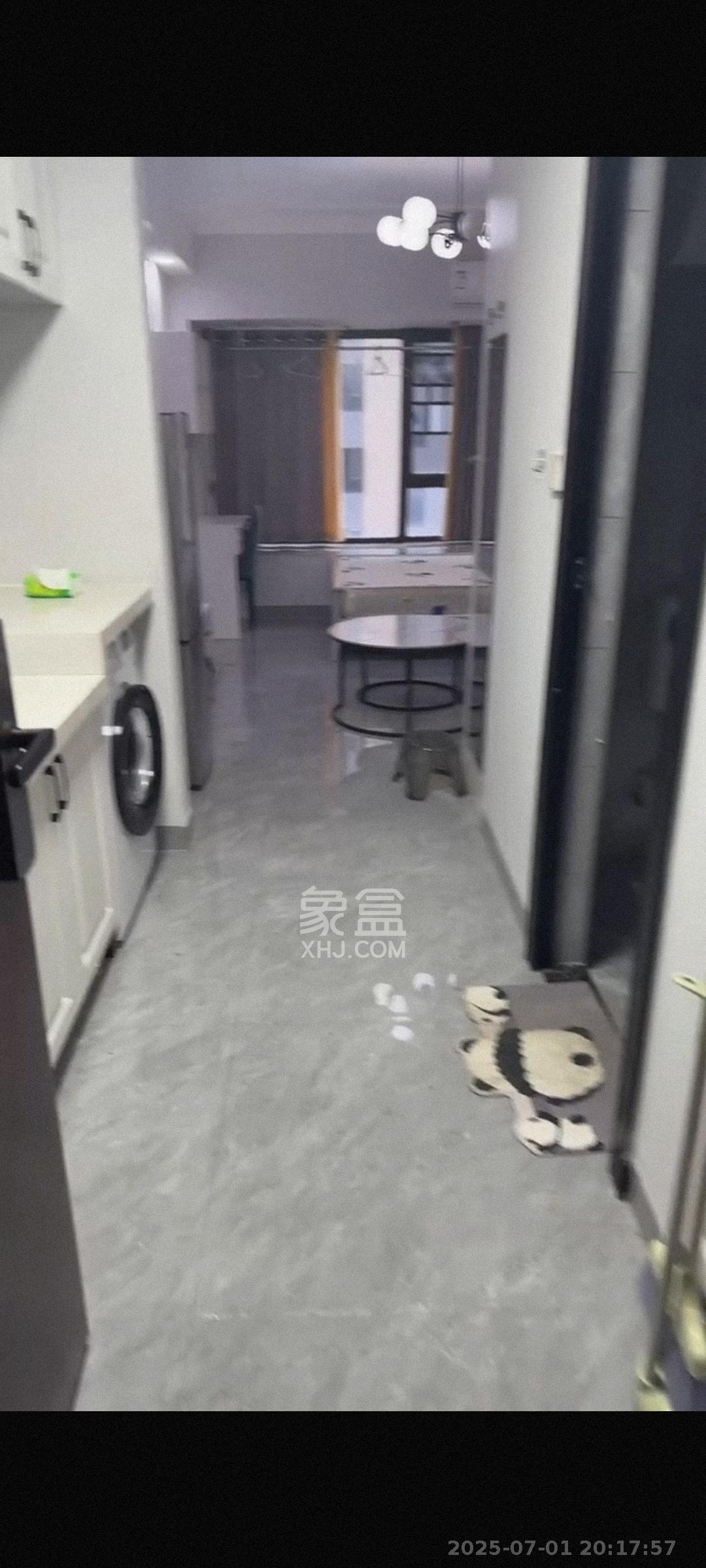 奥园城市天骄一期 1室0厅1卫 1600.0元/月 奥园城市天骄一期 1室0厅1卫 1600.0元/月室内图