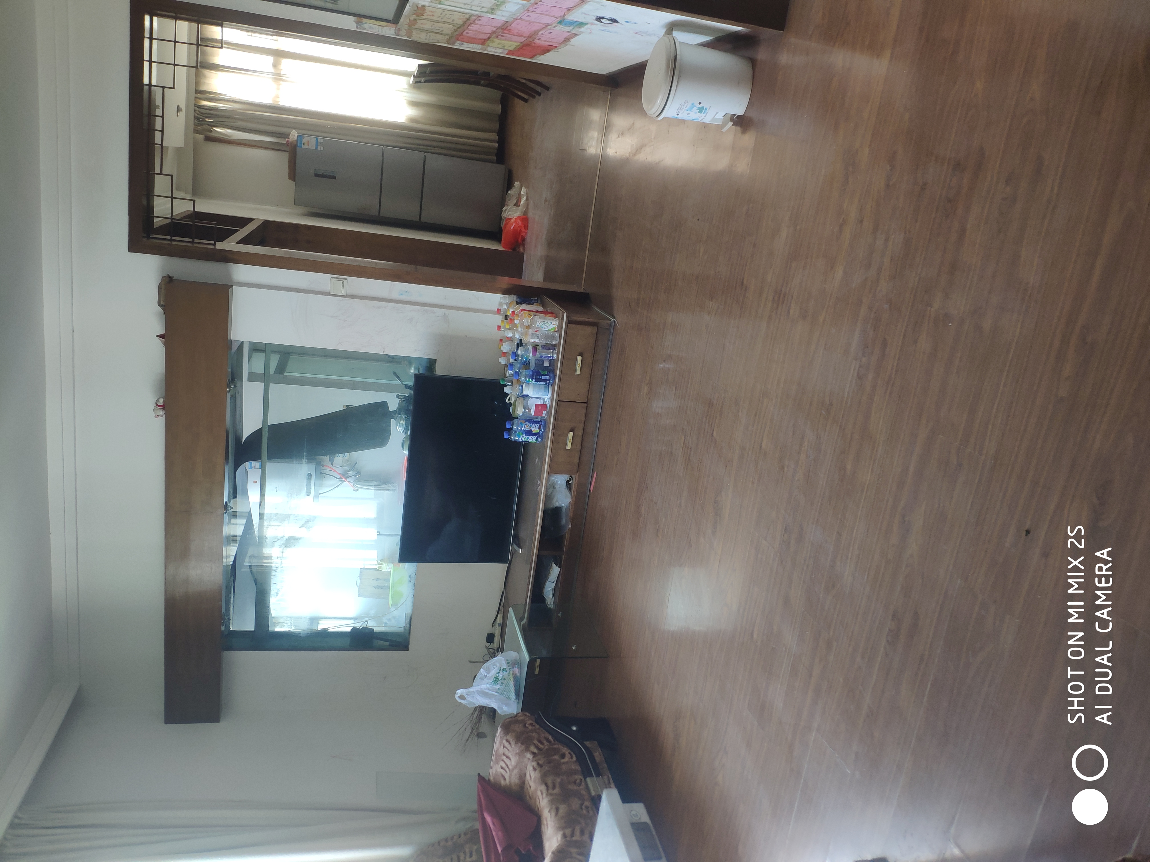 佳宏小区 3室2厅2卫 68.8万 佳宏小区 3室2厅2卫 68.8万客厅