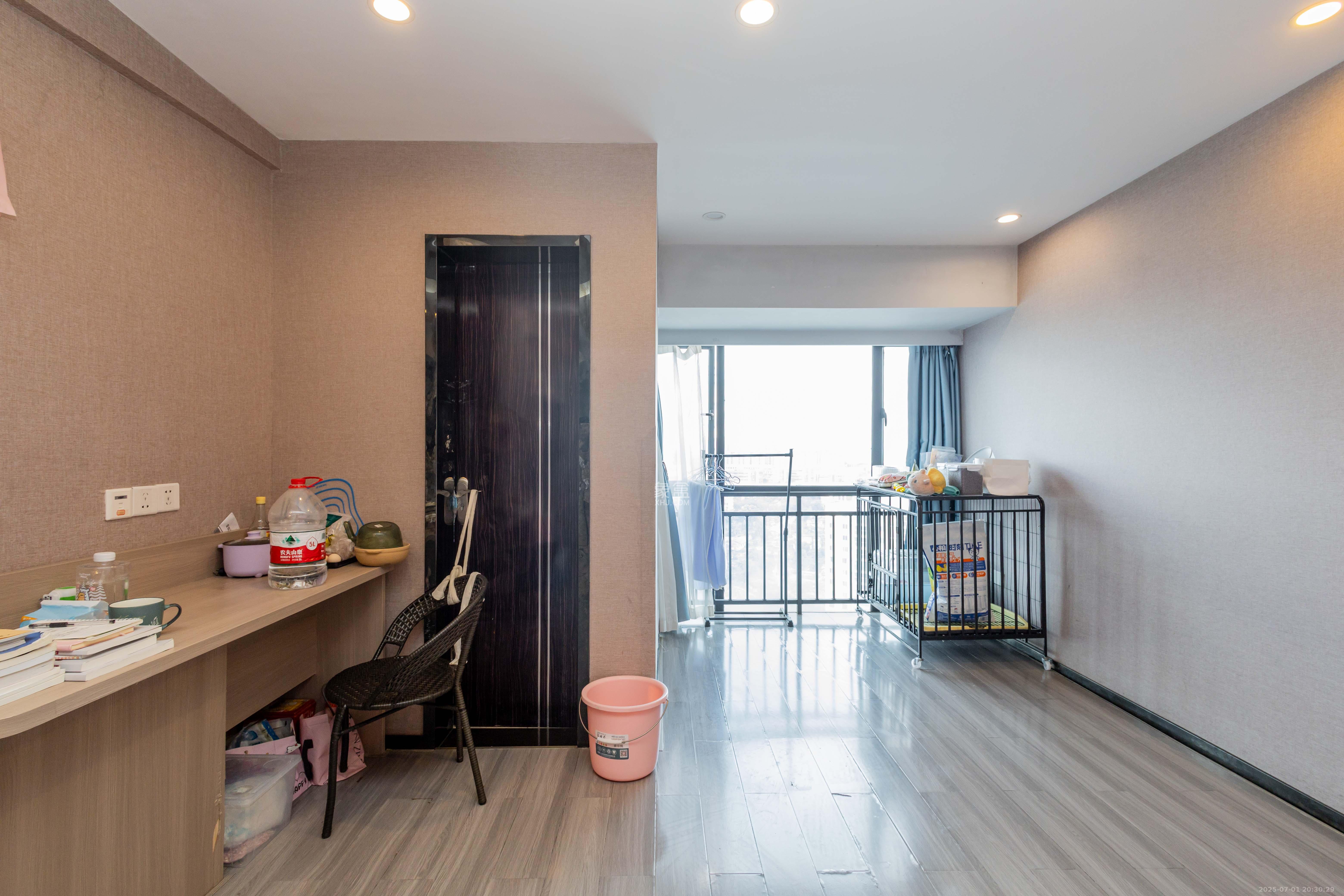 方略90公馆 1室1厅1卫 27.0万 方略90公馆 1室1厅1卫 27.0万阳台