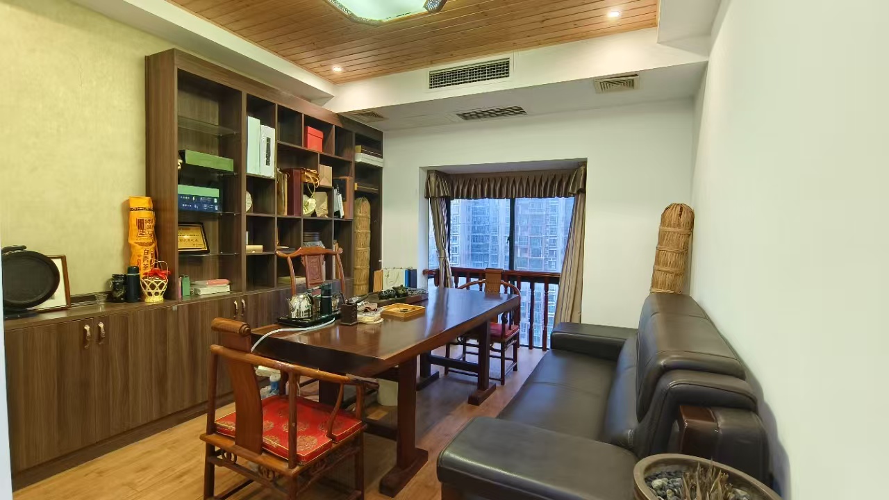 世纪嘉苑 4室2厅2卫 4800.0元/月 世纪嘉苑 4室2厅2卫 4800.0元/月室内图