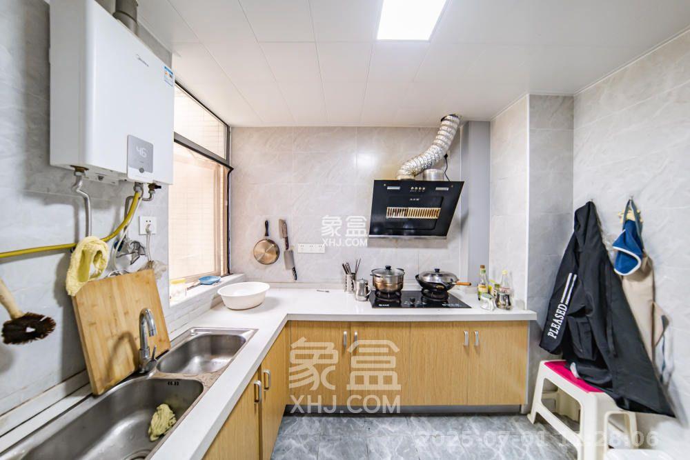 牛力家园 2室2厅1卫 1800.0元/月 牛力家园 2室2厅1卫 1800.0元/月室内图