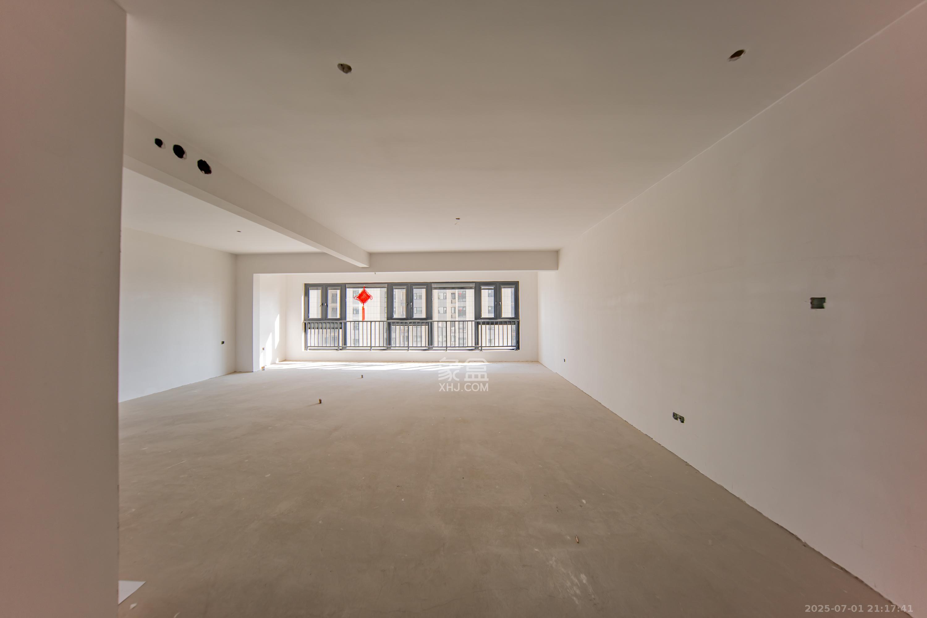 建投象山国际  4室2厅2卫    189.99万客厅