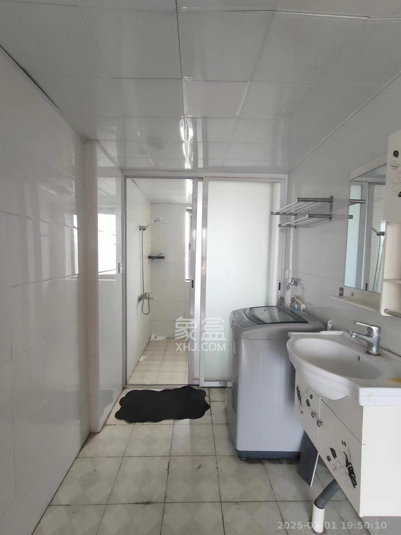 长房时代城  3室2厅1卫    2400.0元/月 长房时代城  3室2厅1卫    2400.0元/月室内图