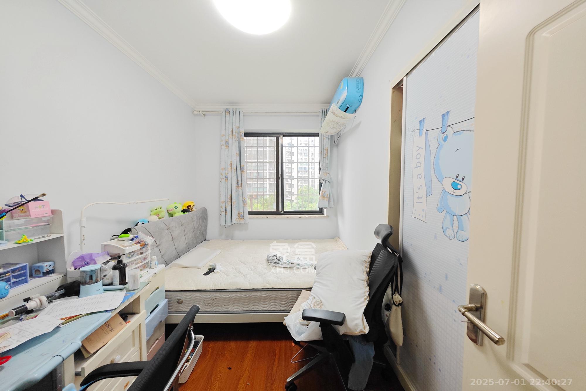 中江佳境天成  4室2厅2卫    126.0万 中江佳境天成  4室2厅2卫    126.0万卧室