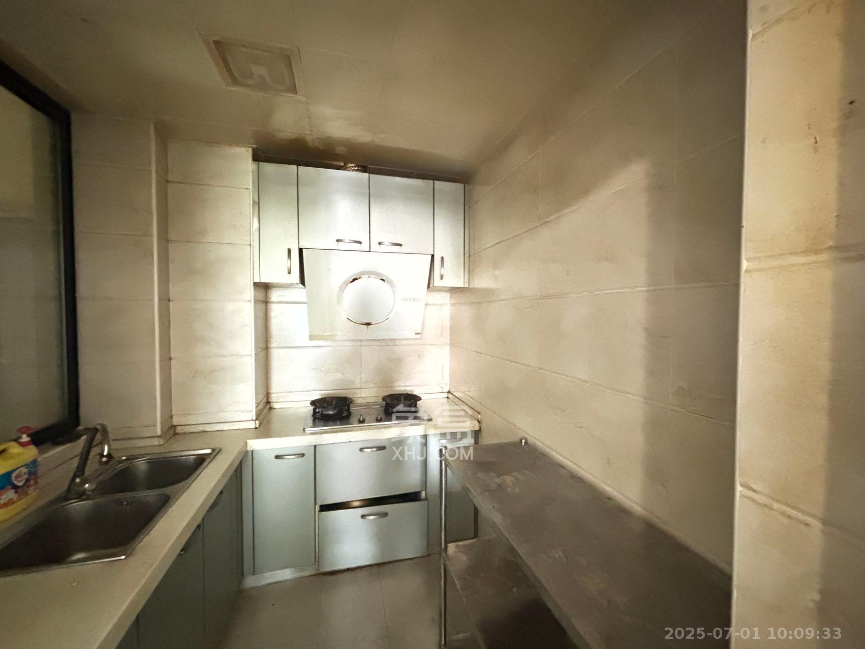 中南红领邦(红星嘉和苑) 3室1厅1卫 2300.0元/月 中南红领邦(红星嘉和苑) 3室1厅1卫 2300.0元/月室内图